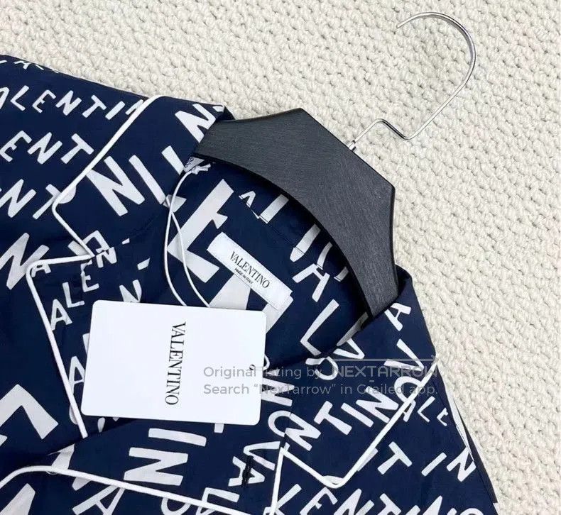 Valentino Valentino Navy Logo Print Short Sleeve Shirt. Size US L / EU 52-54 / 3 - 3 Thumbnail