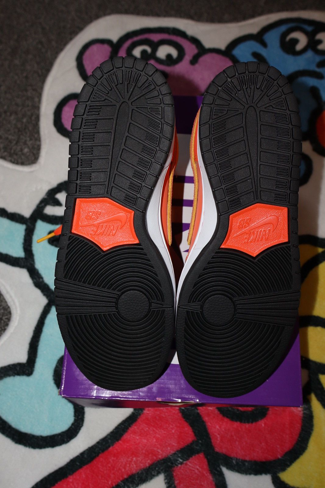 Nike Candy Corn Nike SB Dunk High Pro Size US 8.5 / EU 41-42 - 2 Thumbnail