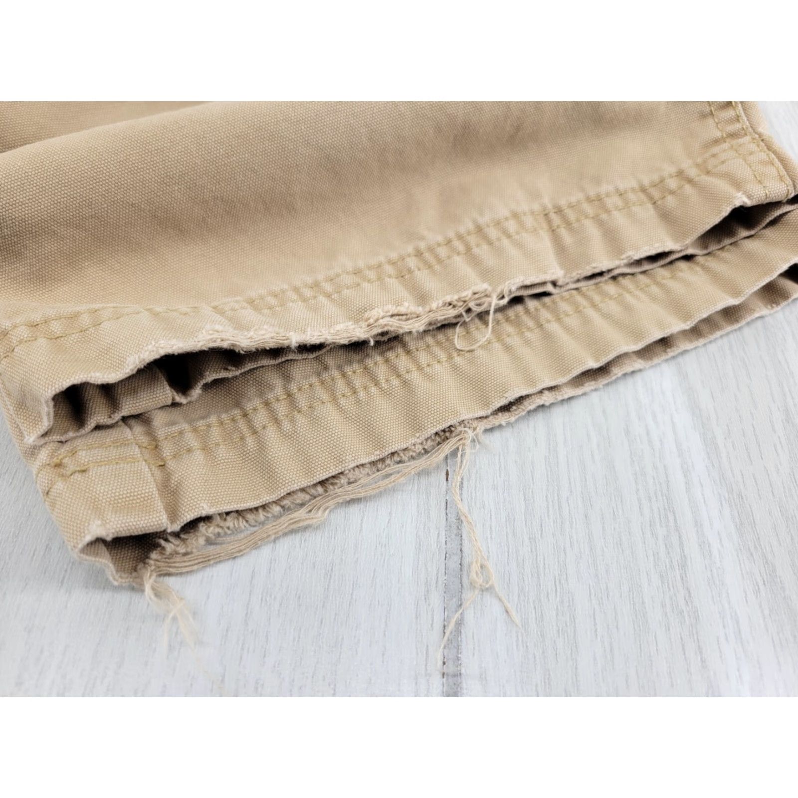 Vintage VINTAGE? No — Columbia Omni-Shield Khaki Pants Mens 34x30 Beige Cargo Pocket Outdoor Cotton Size US 34 / EU 50 - 3 Thumbnail