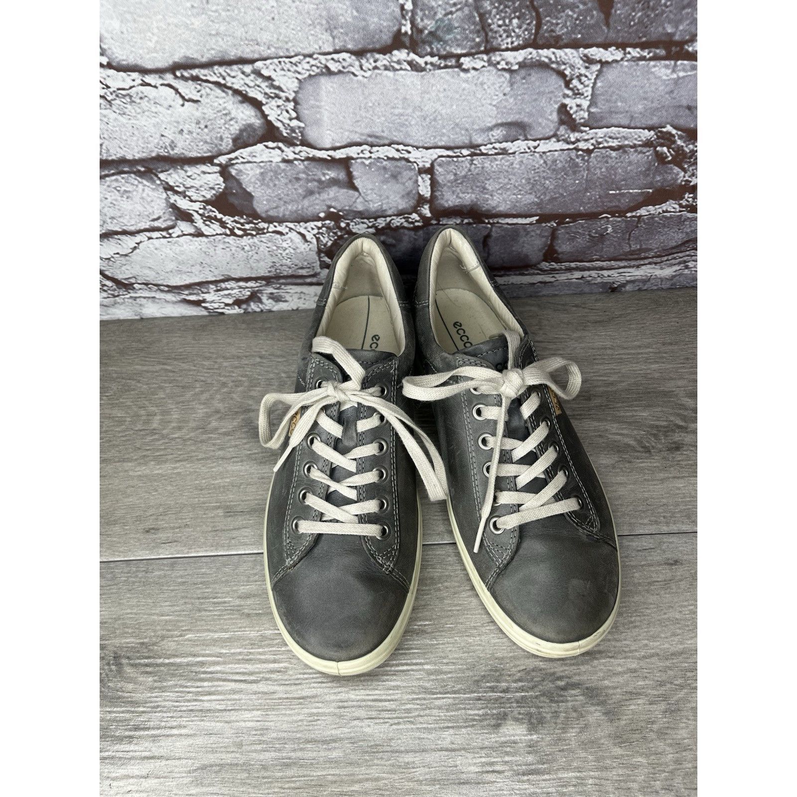 Ecco Ecco Danish Design Gray Leather Lace Up Sneakers Shoes Women Size US 6.5 / IT 36.5 - 4 Thumbnail