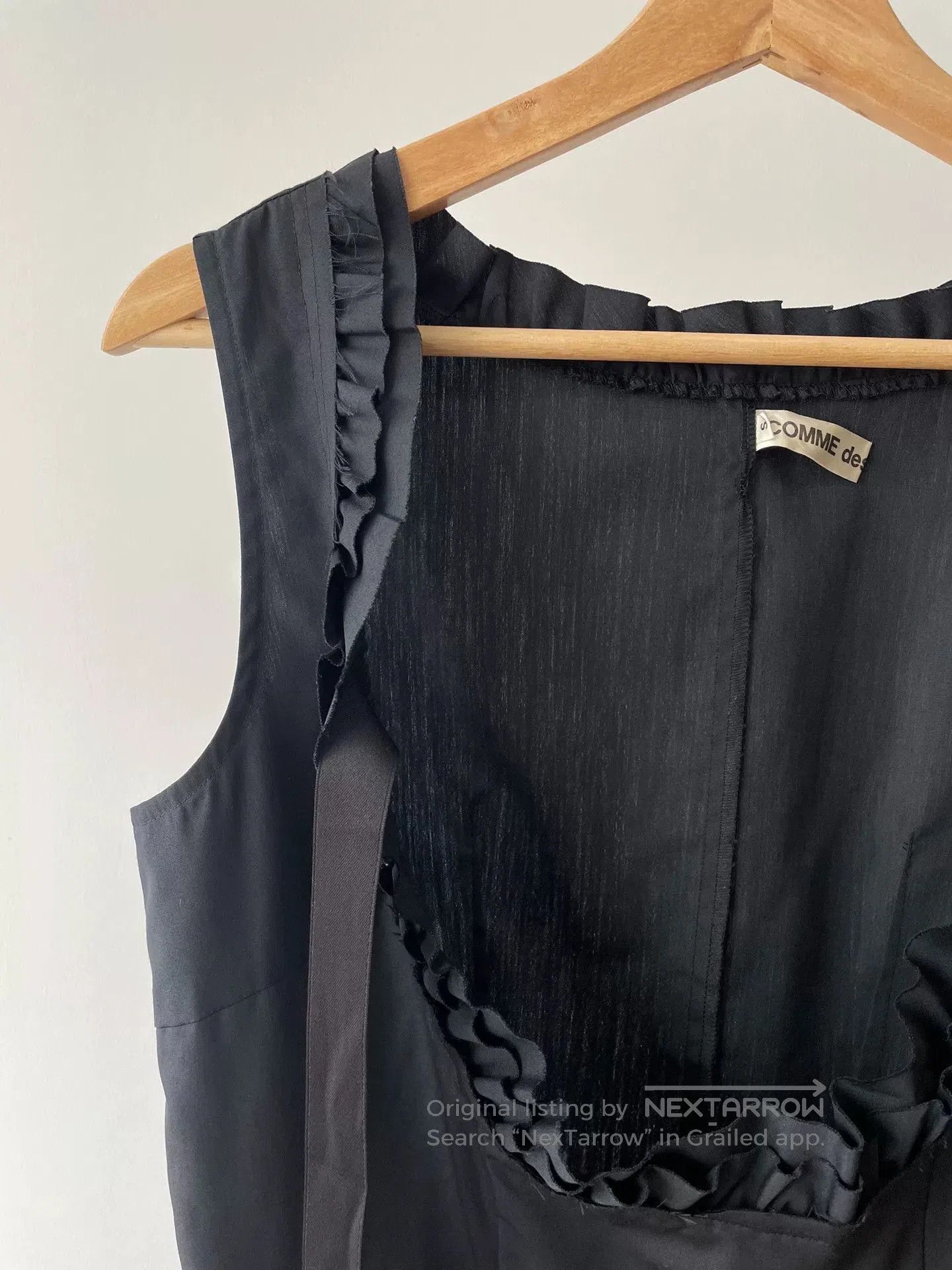 Comme des Garcons PLAY Comme des Garcons Runway Strap Black Shirt. Size S / US 4 / IT 40 - 4 Thumbnail