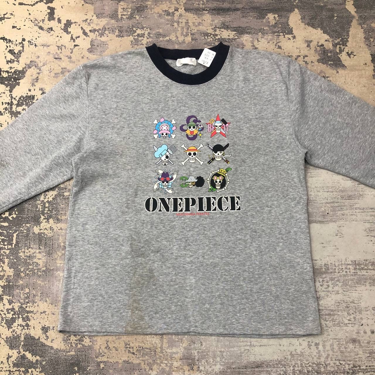 One Piece Y710. ONE PIECE SWEATSHIRTS Size US L / EU 52-54 / 3 - 1 Thumbnail