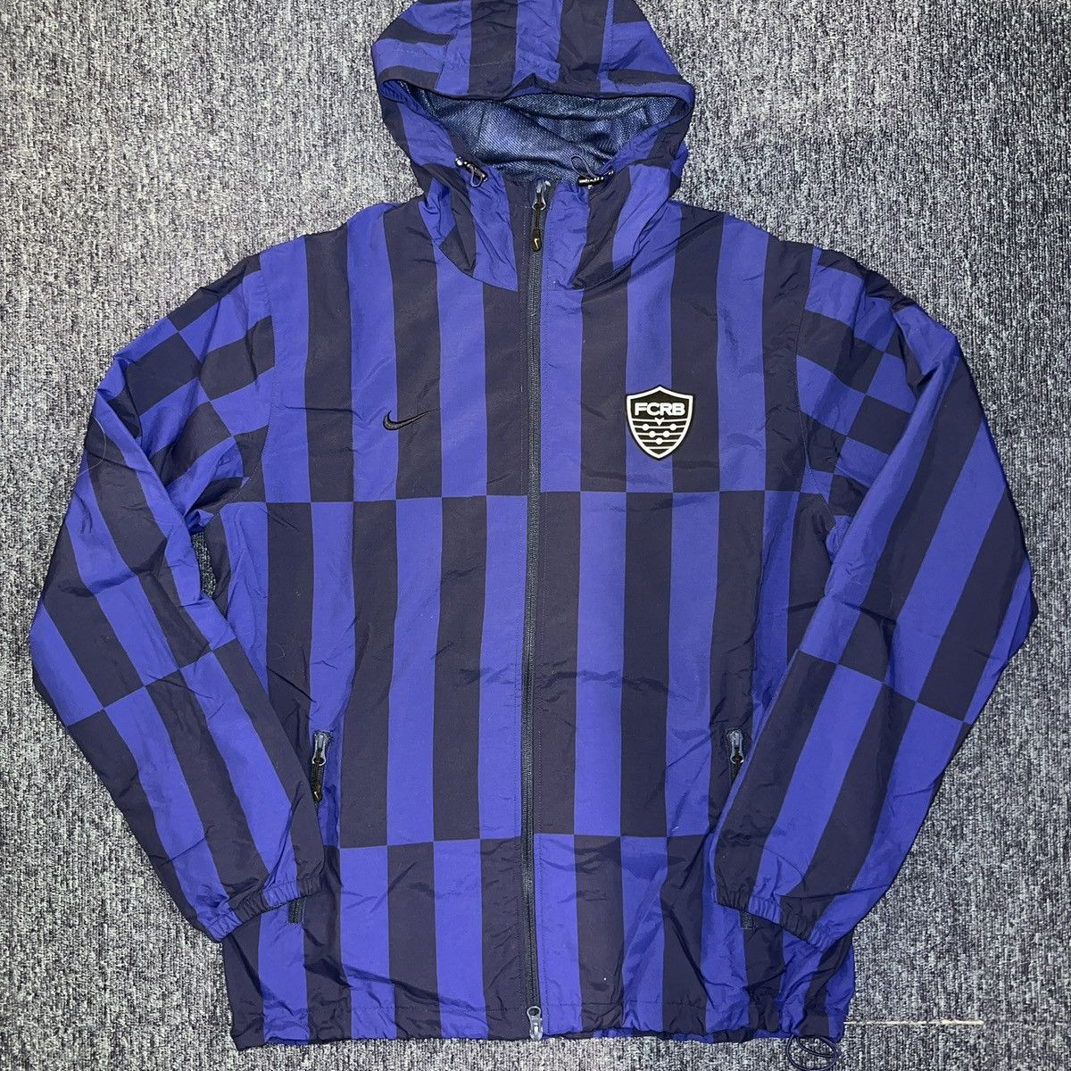 Nike Vintage 00s NIKE FCRB Stripe Hooded Windbreaker Jacket Size US XXL / EU 58 / 5 - 3 Thumbnail