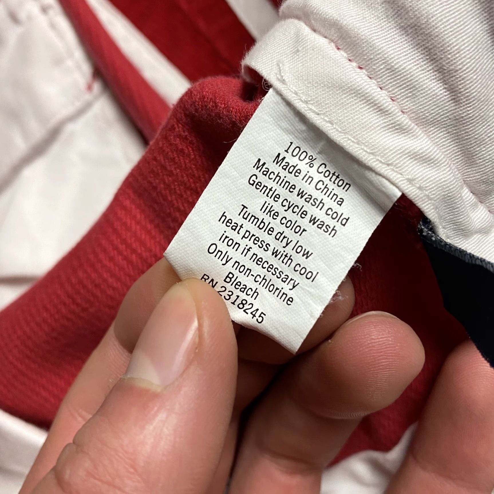 Vineyard Vines VINEYARD VINES MENS CORDUROY PANTS Red 34 Regular Inseam 31.5 Straight Zip Belt Loops Chino 100% Cotton Size US 34 / EU 50 - 7 Thumbnail
