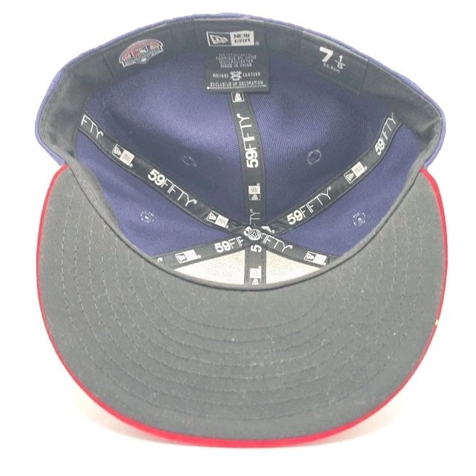 New Era Team Autographed New Era 59fifty QC River Bandits Cap 7 1/8 Size ONE SIZE - 13 Thumbnail