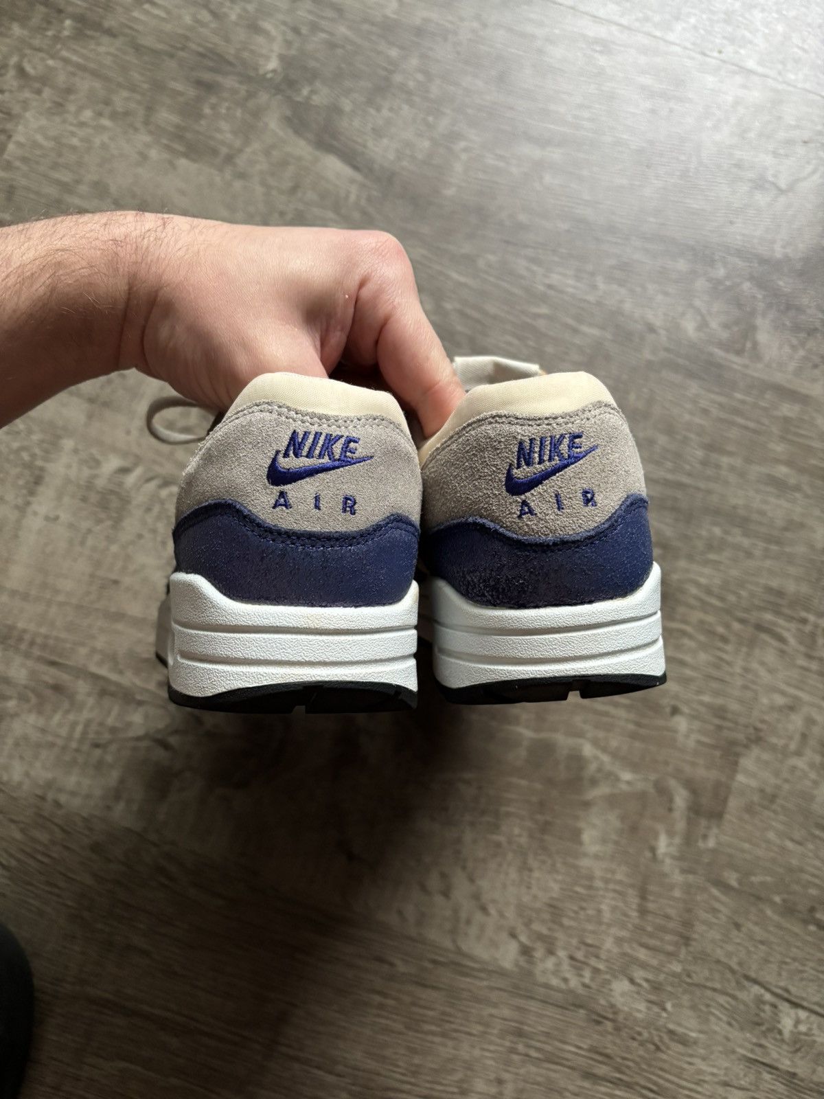 Nike 2013 Nike Air Max 1 VNTG Size US 6 / IT 36 - 3 Thumbnail