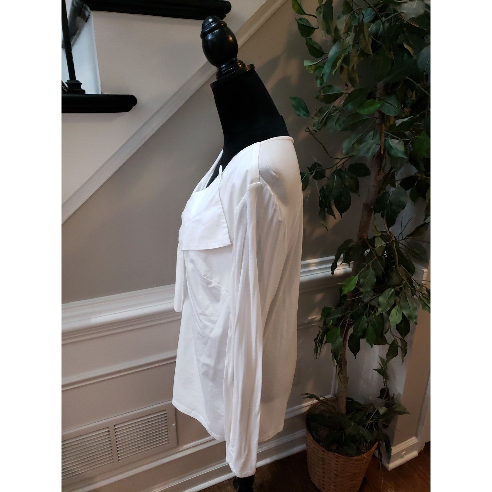 The Unbranded Brand INC International Concepts Top Womens XL White Draped V Neck Size XL / US 12-14 / IT 48-50 - 5 Thumbnail