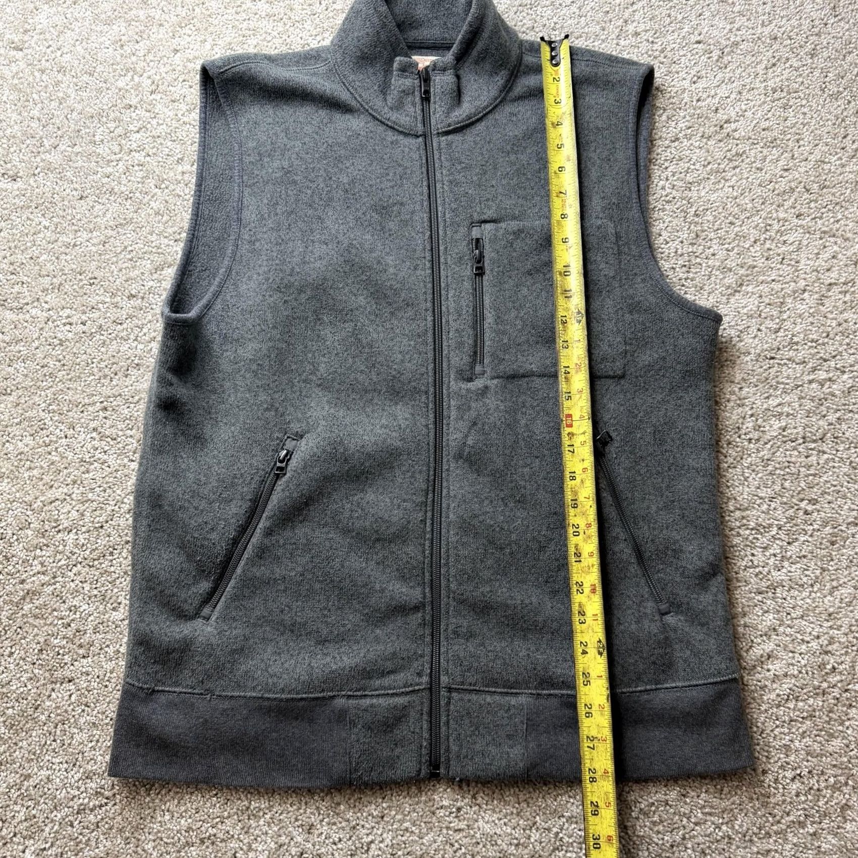 J.Crew J. Crew Vest Mens Large Gray Fleece Full Zip Stand Collar Pockets Outdoor Size US L / EU 52-54 / 3 - 6 Thumbnail