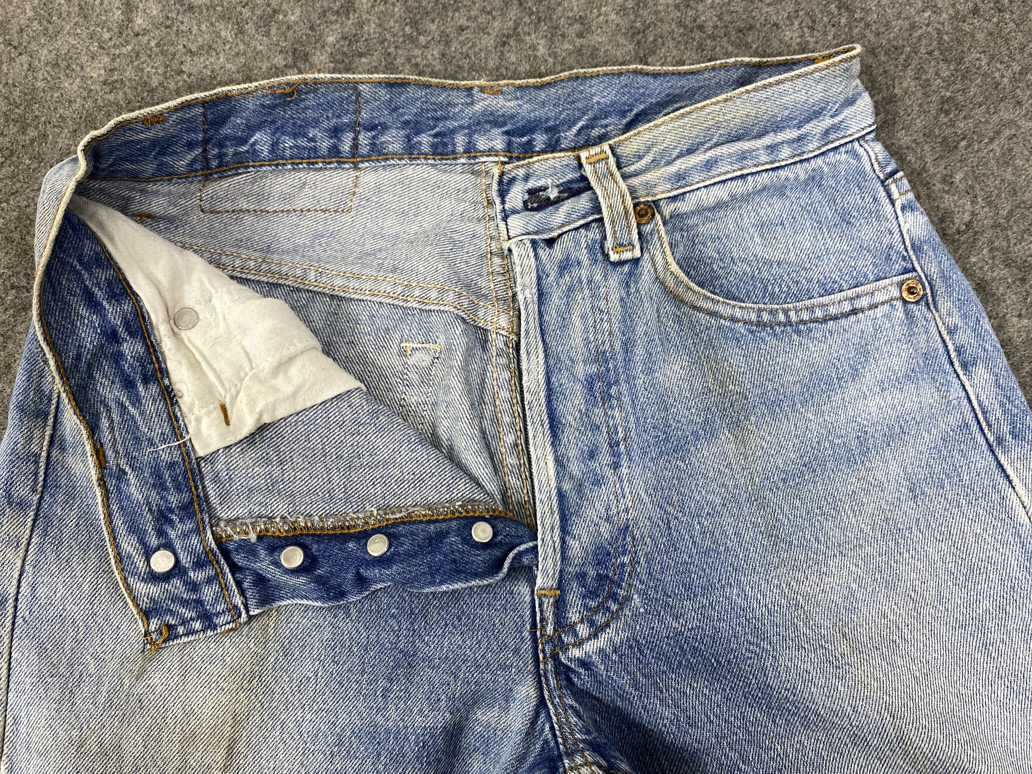 Levi's Light Blue Wash Vintage Levis 501 Jeans 26x26.5 - JN3086 Size US 26 / EU 42 - 7 Thumbnail
