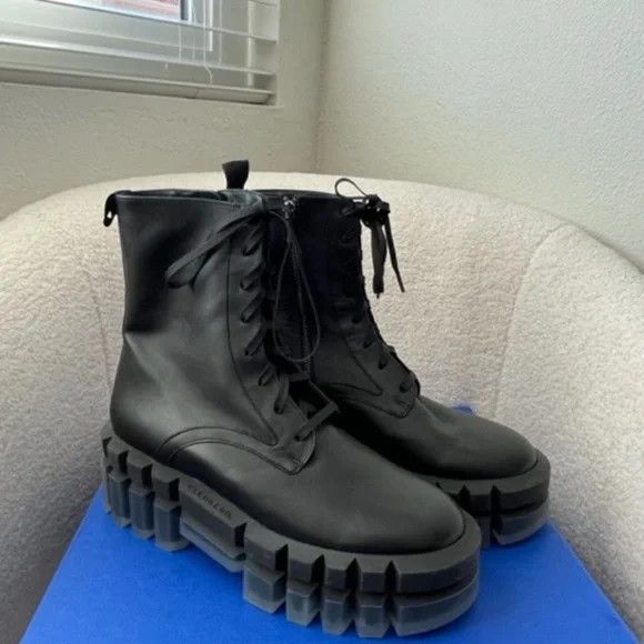 Robert Clergerie Clergerie Gotty Leather Lug-Sole Combat Boot Size US 8 / IT 38 - 1 Thumbnail