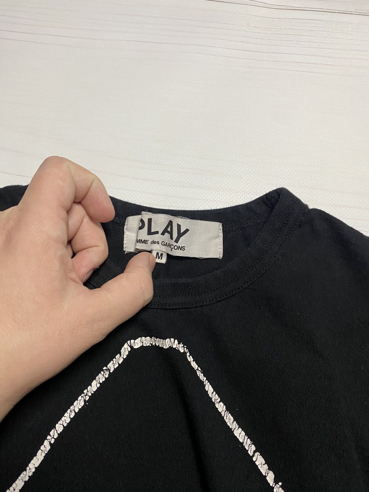 Comme des Garcons PLAY Comme Des Garcons Play Black Invertded Heart Outlin t shirt Size US M / EU 48-50 / 2 - 4 Thumbnail
