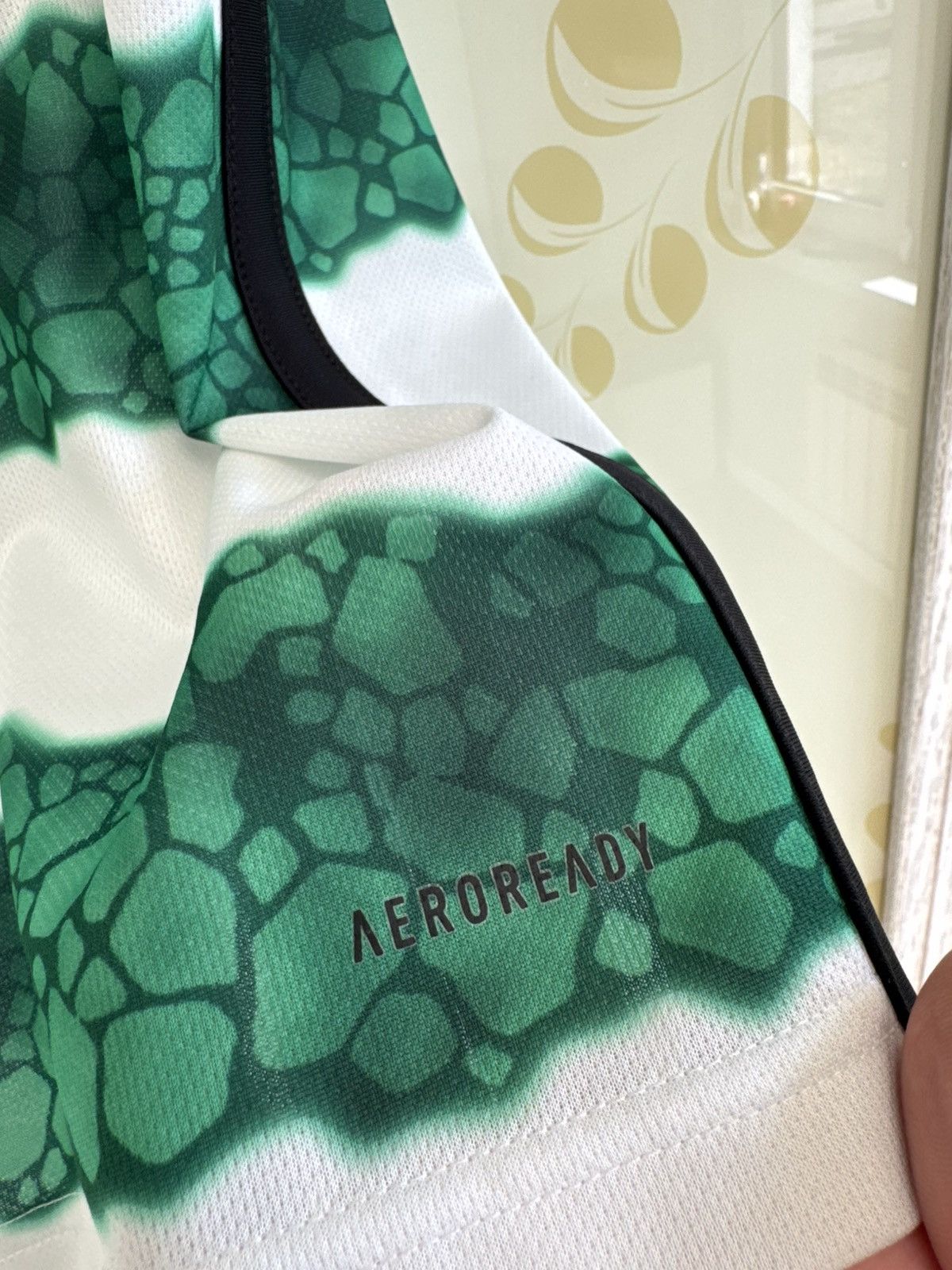 Adidas Celtic Glasgow 2023-2024 Home Soccer Jersey Football Shirt Size US M / EU 48-50 / 2 - 11 Thumbnail