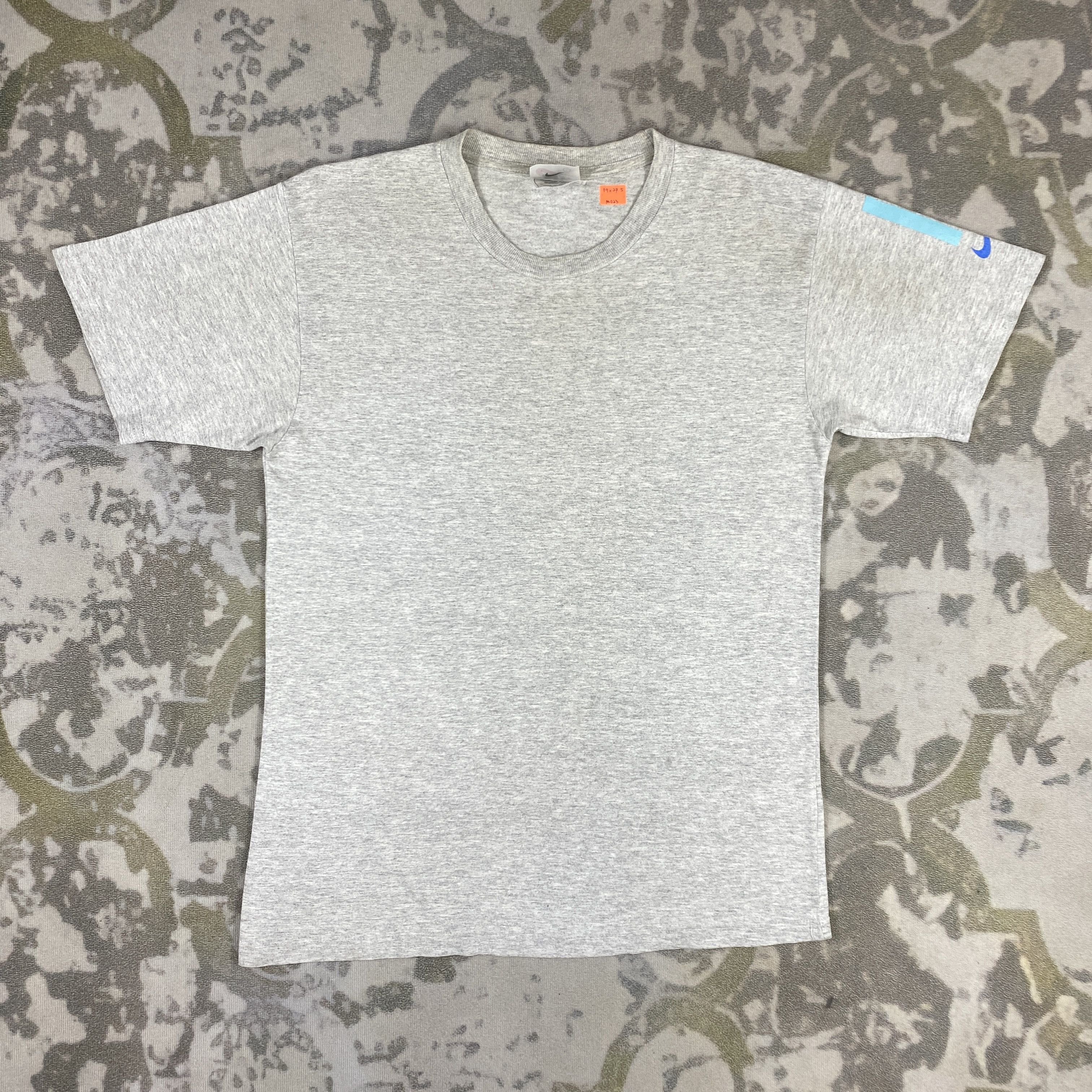 Nike Vintage 90s Nike Tshirt - M023 Size US S / EU 44-46 / 1 - 2 Thumbnail