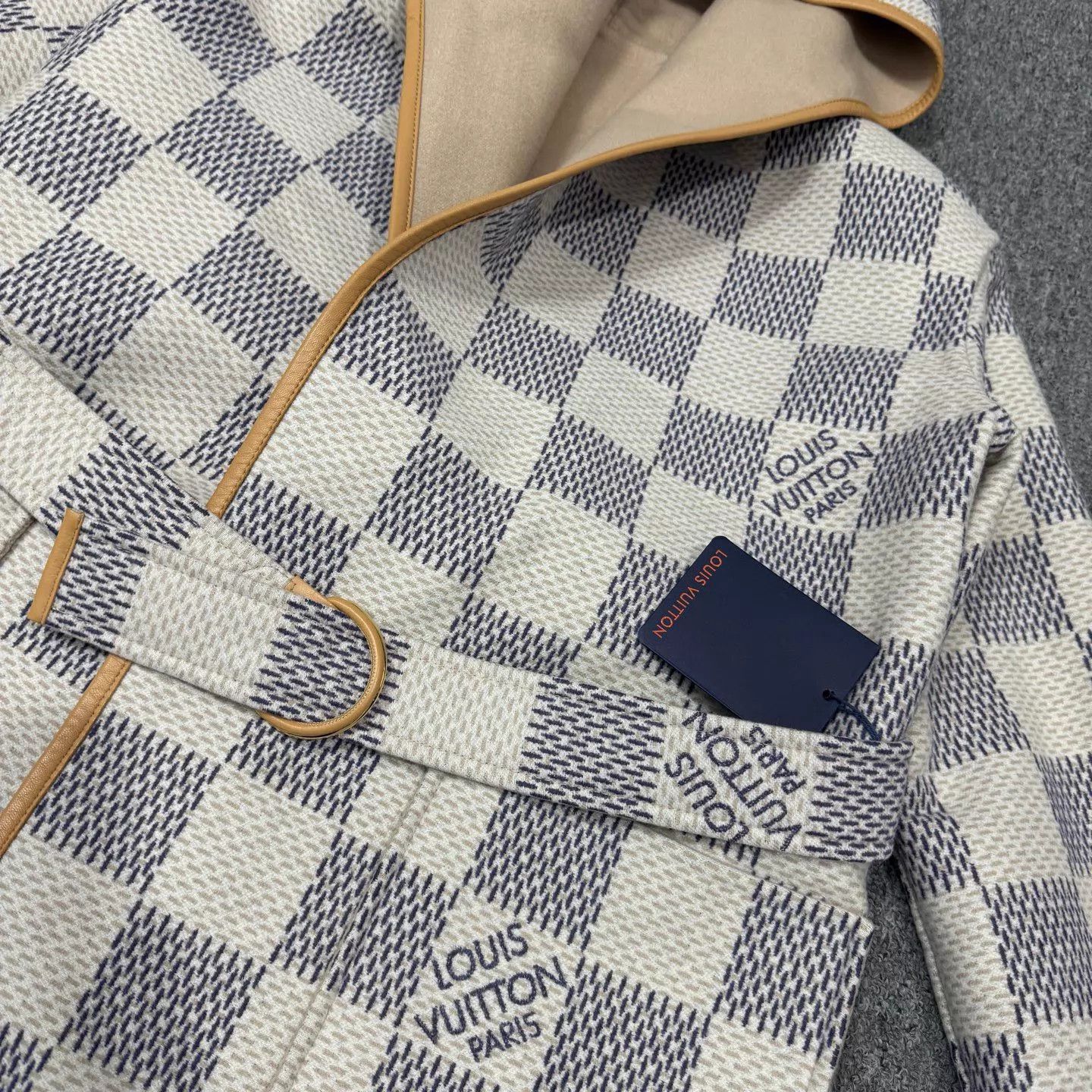 Louis Vuitton LV Damier Double-Faced Wool Overcoat 34 Unused Size XS / US 0-2 / IT 36-38 - 3 Thumbnail