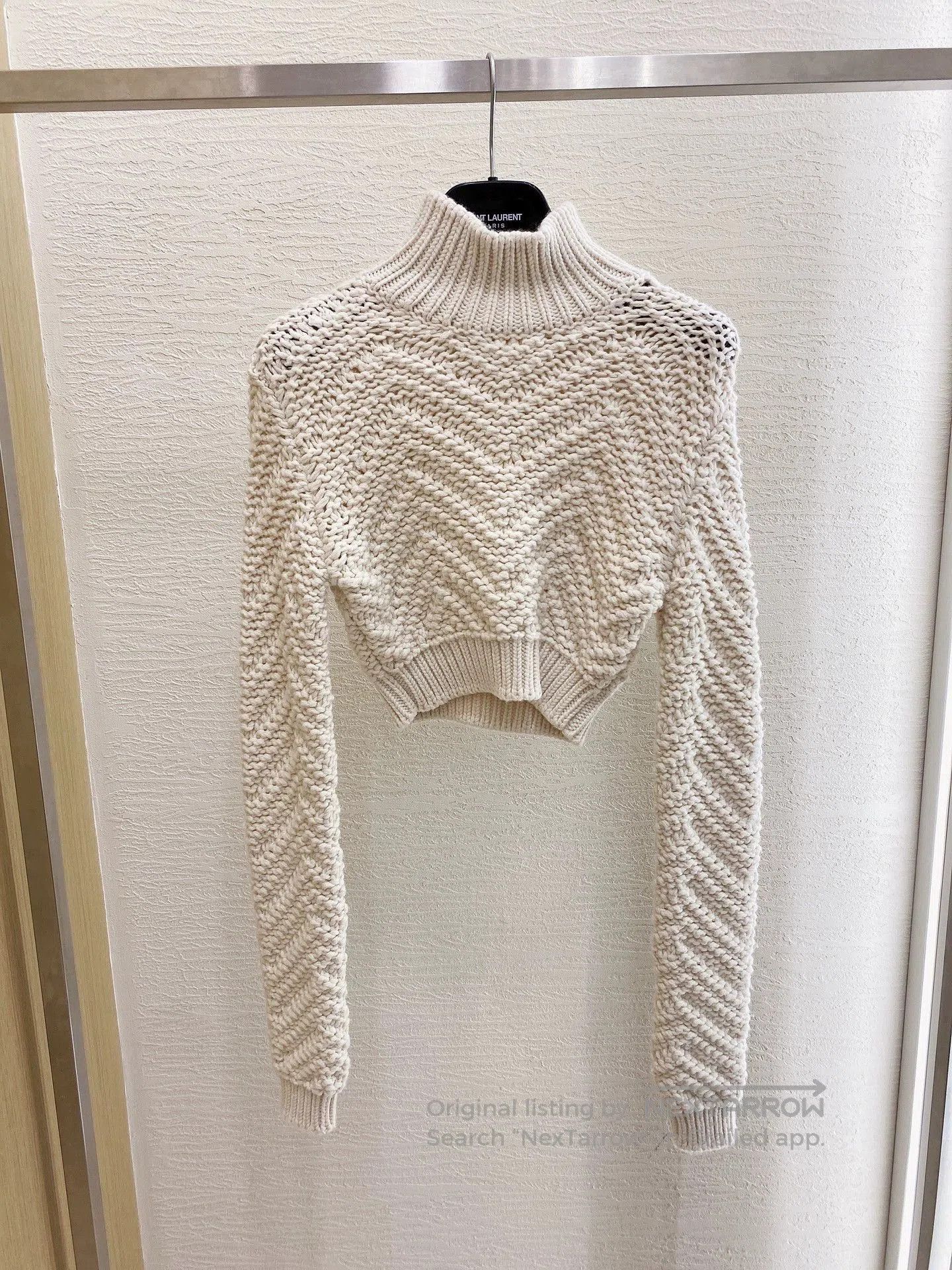 Fendi Fendi Cropped Knit Sweater. Size US M / EU 48-50 / 2 - 1 Thumbnail
