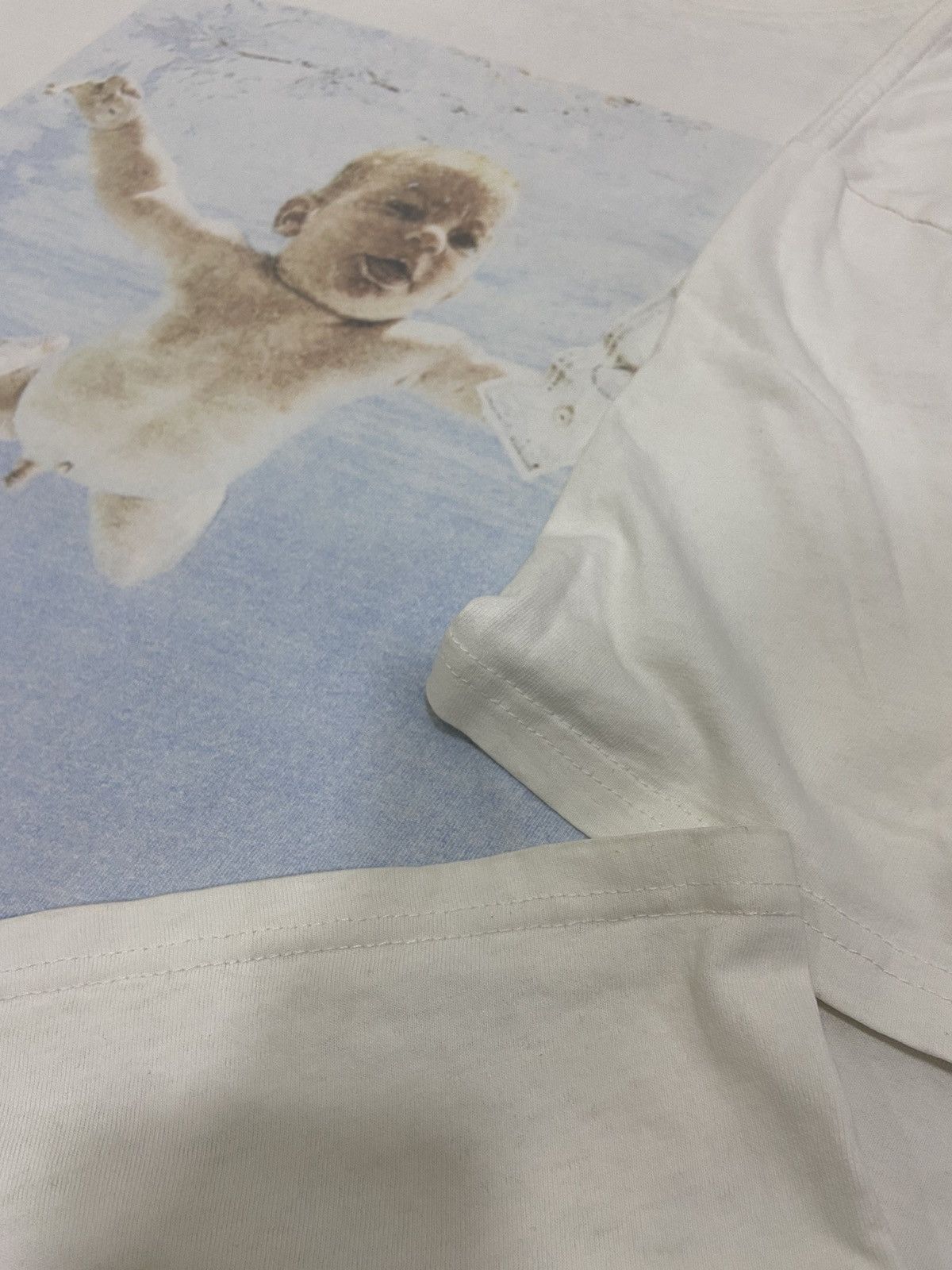 Band Tees NIRVANA NEVERMIND BOOTLEG Size US XL / EU 56 / 4 - 5 Thumbnail