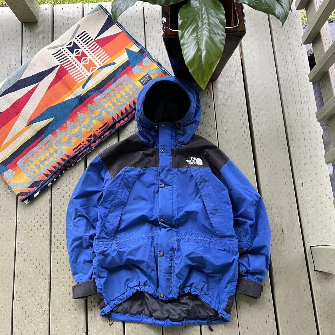 The North Face × Vintage The North Face Windbreaker Light Jacket Size US L / EU 52-54 / 3 - 2 Thumbnail
