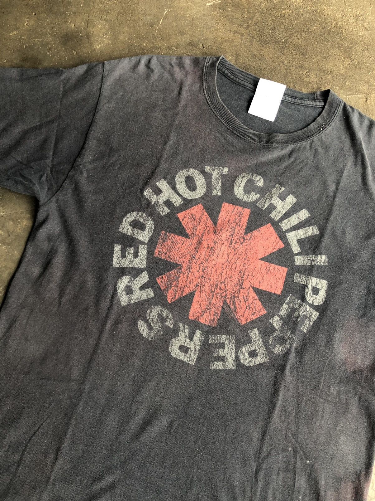 Band Tees Y2k Red Hot Chili Peppers Size US M / EU 48-50 / 2 - 2 Thumbnail