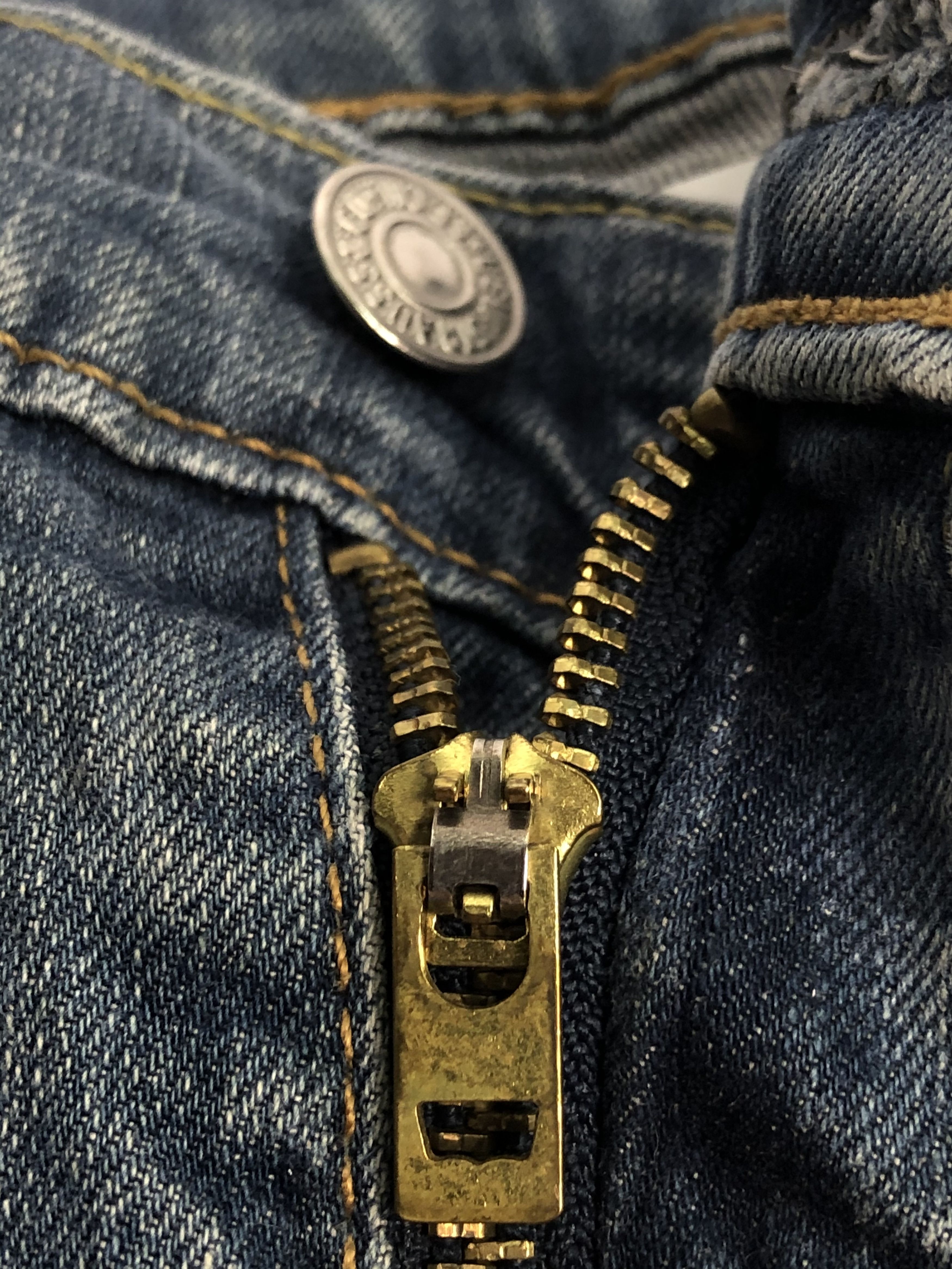 Vintage Distressed Levis Faded Blue Jeans DP0068