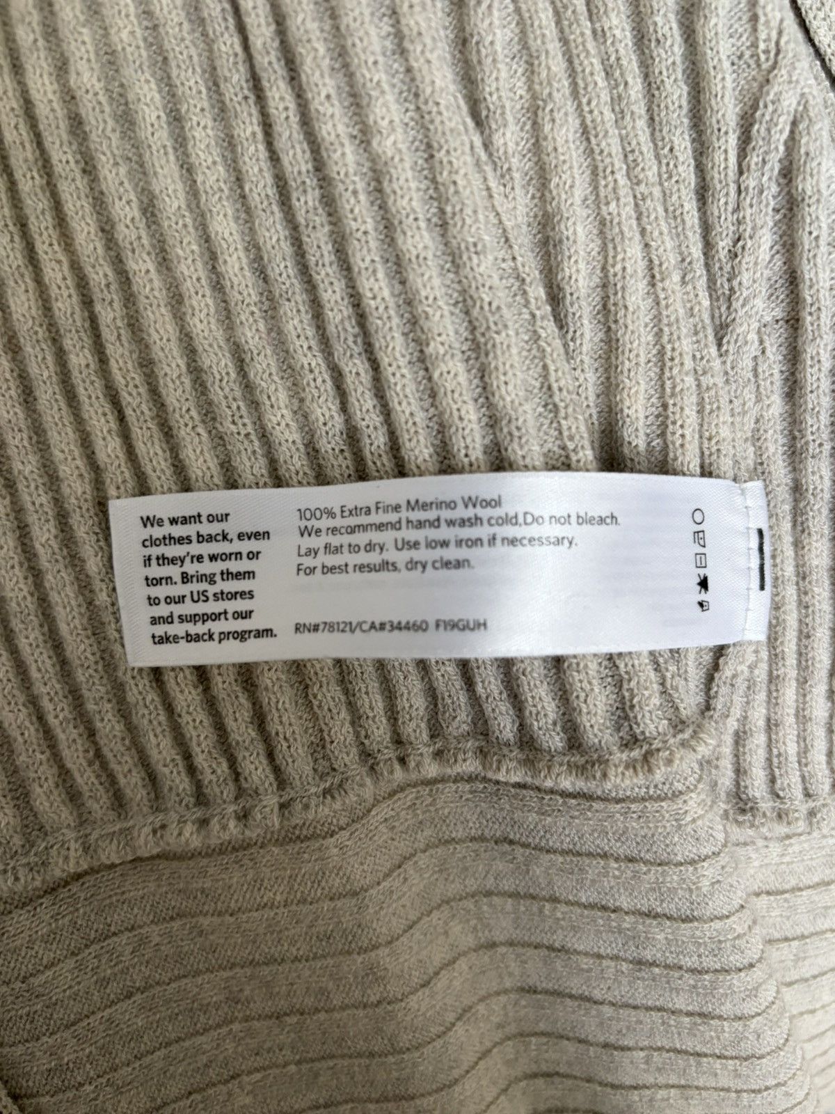 Eileen Fisher Eileen Fisher XL 100 Extra Fine Merino Wool Ribbed Cardigan Size XL / US 12-14 / IT 48-50 - 4 Thumbnail