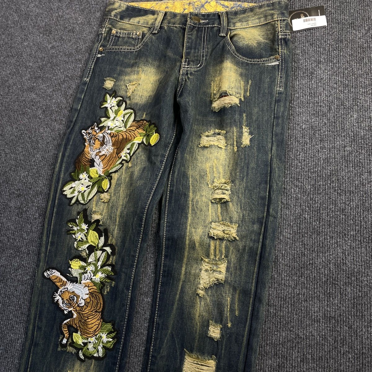 Other SOSOO Jeans Tiger Graphic Patch Size 30x32 Slim Stretch Size US 30 / EU 46 - 3 Thumbnail