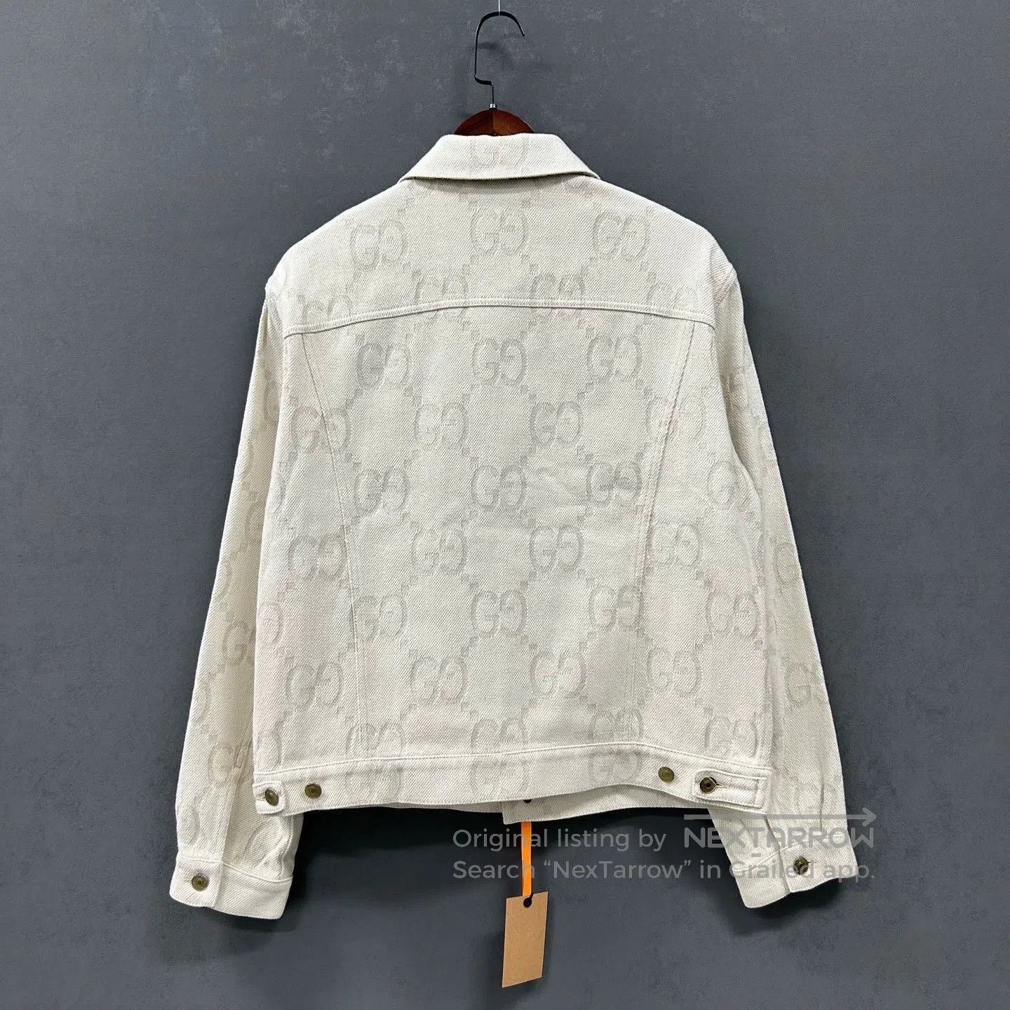 Gucci ivory gucci logo denim jacket with tags. Size US M / EU 48-50 / 2 - 2 Thumbnail