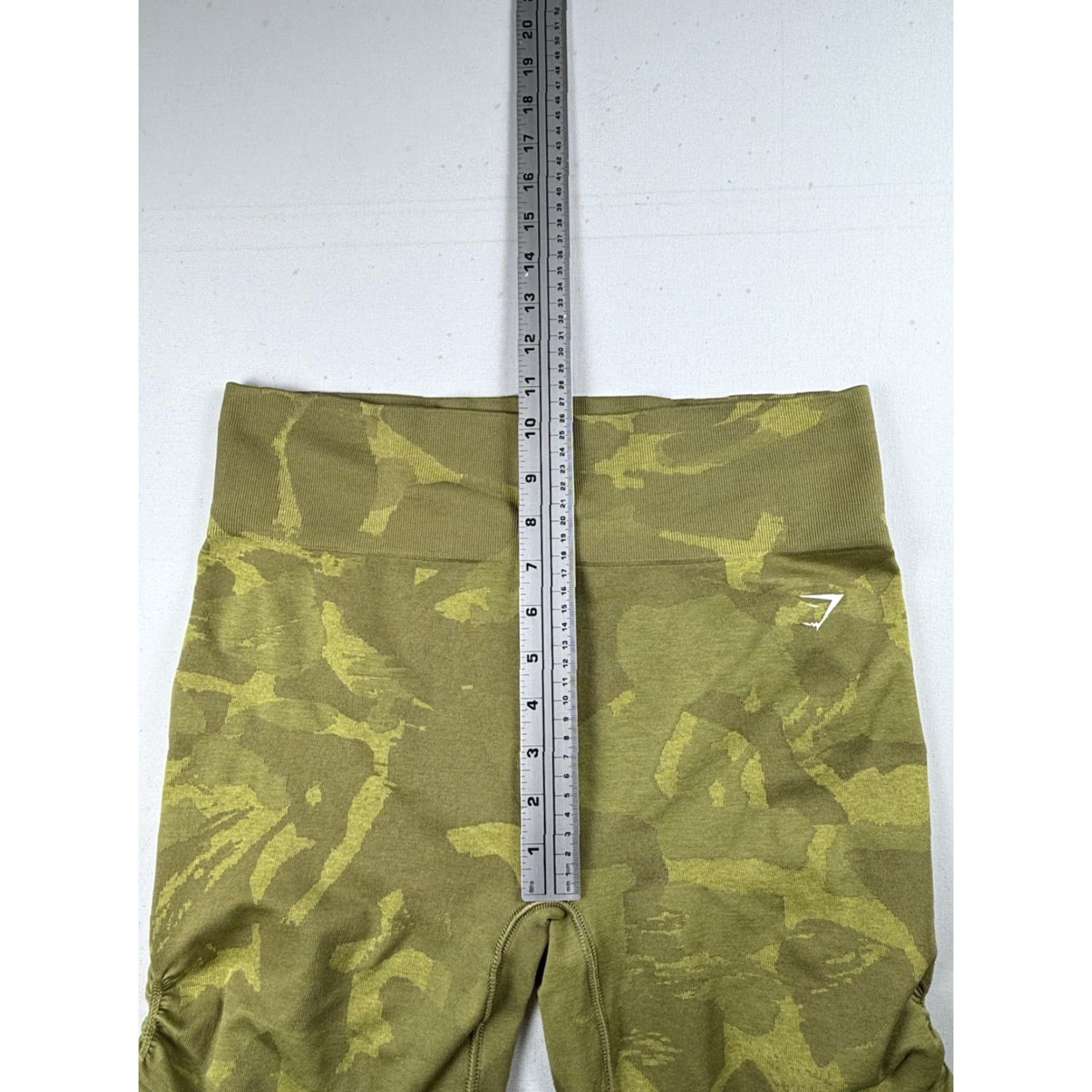 Gymshark GYMSHARK Shorts Biker Multicolor Camouflage 2XL Women Regular Elastic Waist Comfort Stretch High Waisted Seamless Workout Gym Size 40" / US 18 - 4 Thumbnail