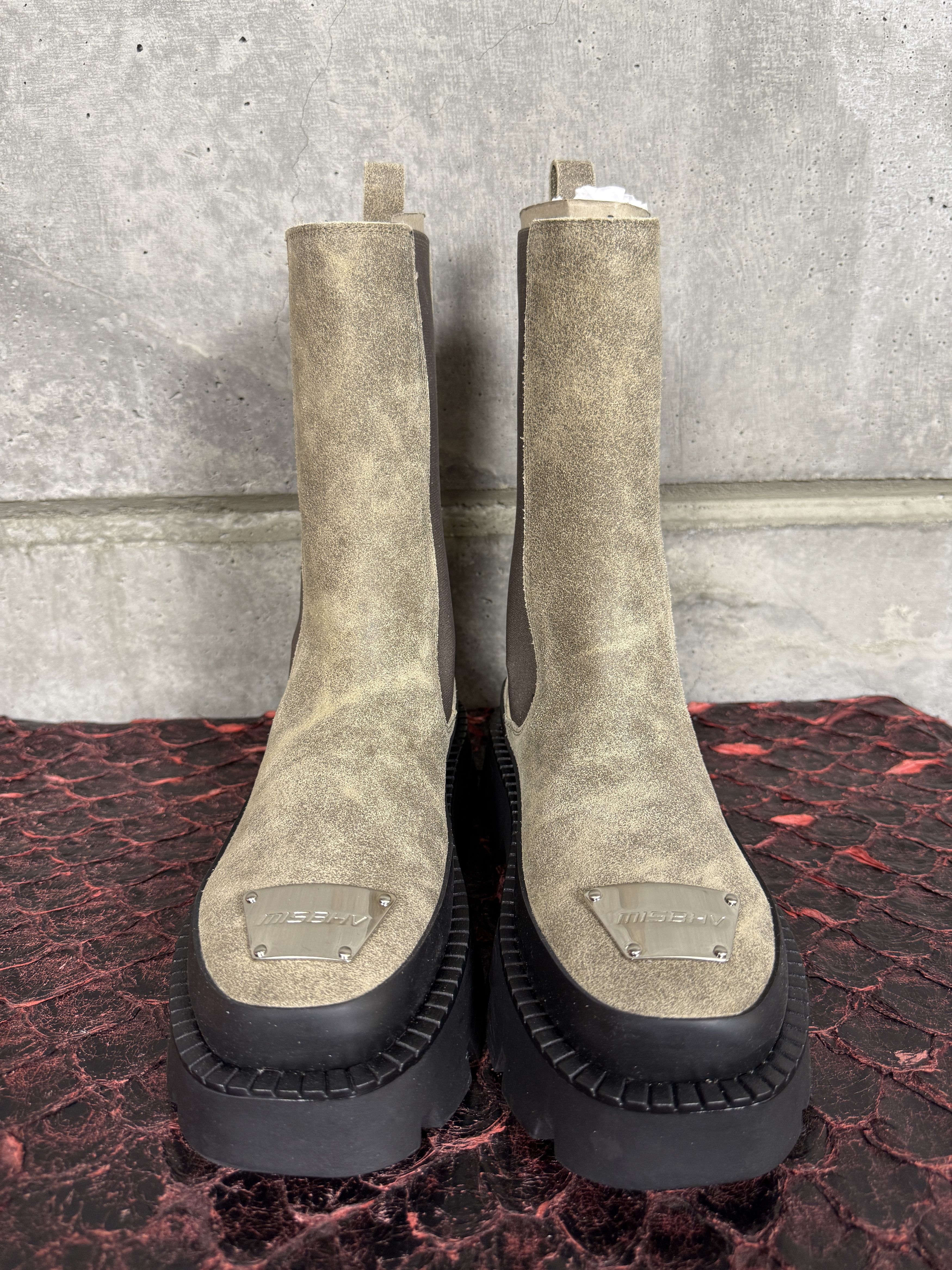 Misbhv $440 MISBHV The 2000 Chelsea Boots Size US 8 / IT 38 - 11 Thumbnail