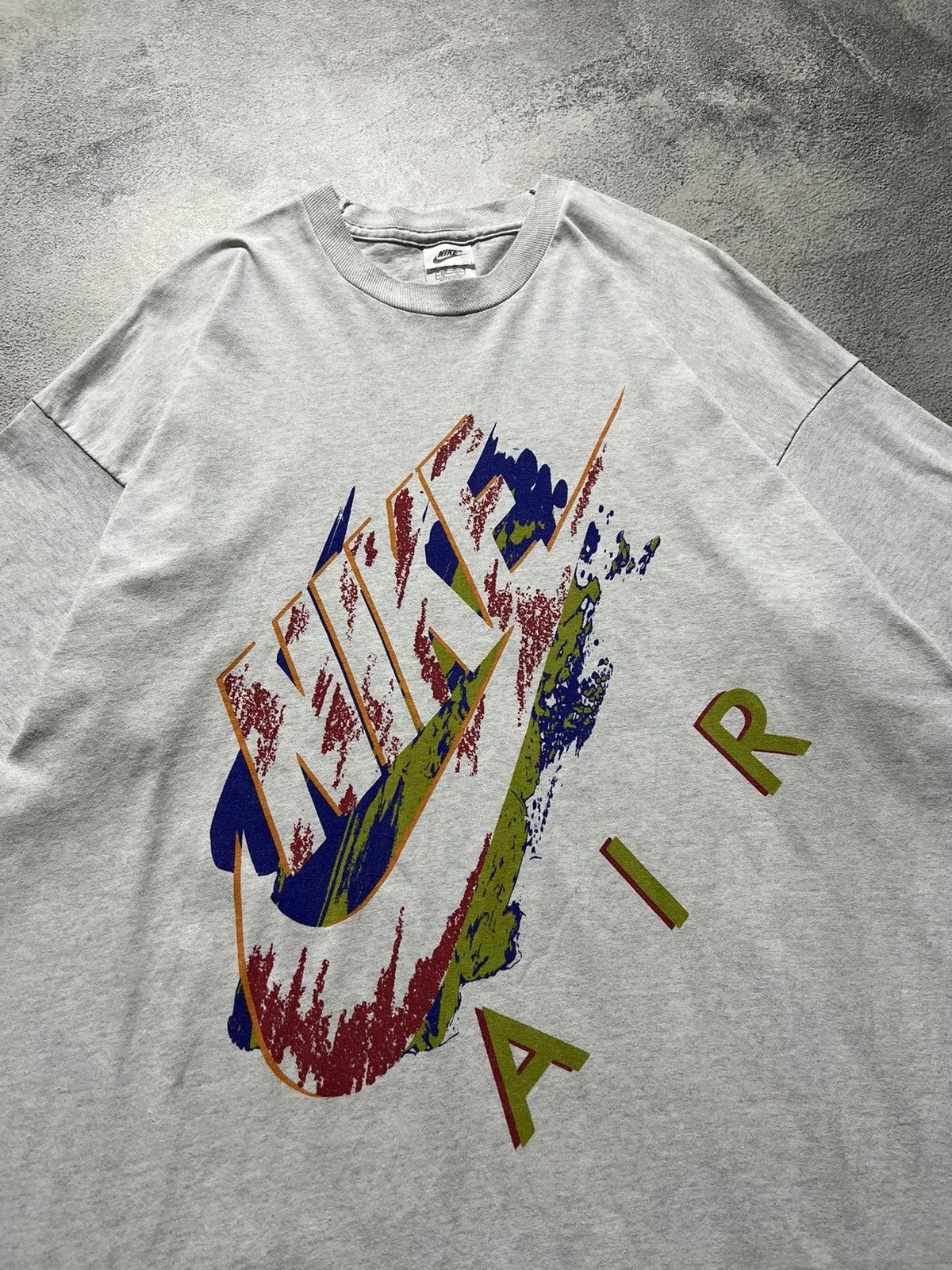 Vintage Vintage Y2k Nike Air 🤍 Spellout Big Logo Rare T-shirt 80’s Size US XL / EU 56 / 4 - 1 Thumbnail