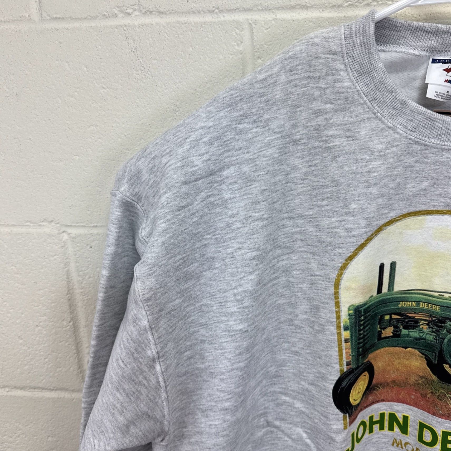 Jerzees VINTAGE John Deere Sweatshirt Mens XL Gray Graphic Print Tractor Crewneck Jerzees Size US XL / EU 56 / 4 - 7 Thumbnail