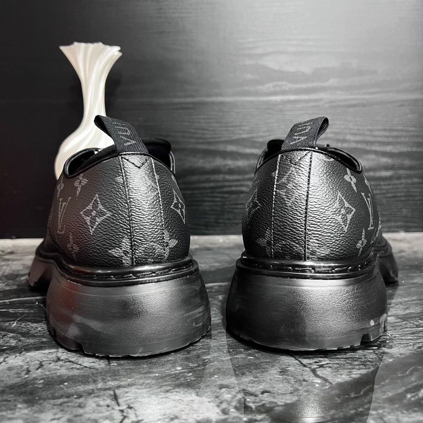 Louis Vuitton LV Black Monogram Leather shoes 40.5 Size US 7.5 / EU 40-41 - 4 Thumbnail