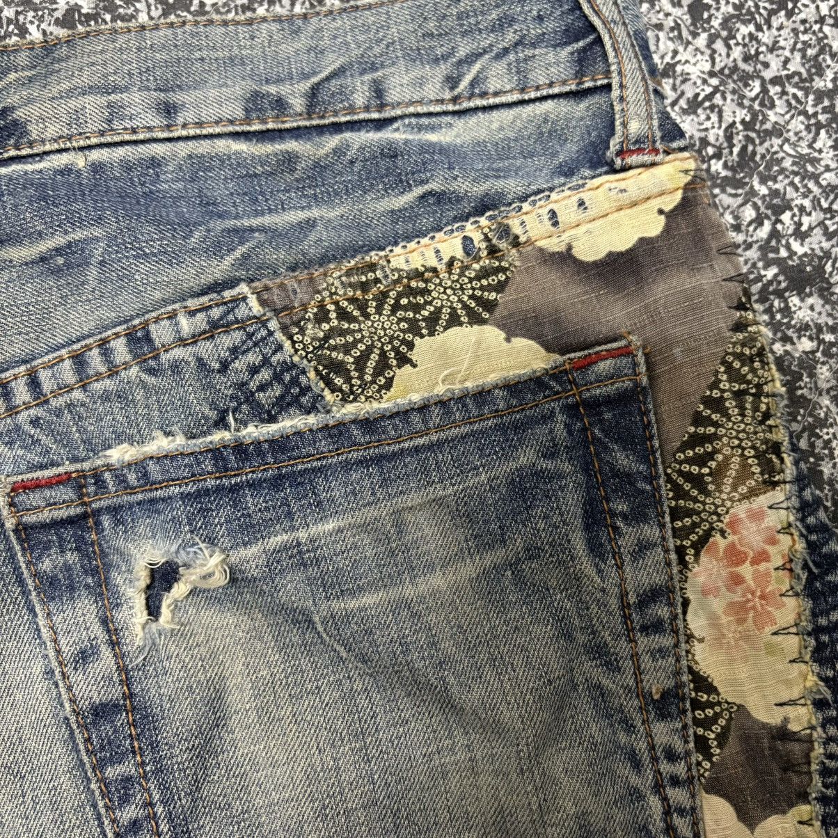 Japanese Brand × Takeo Kikuchi 🔴 Vintage Takeo Kikuchi Patchwork Distressed Denim Jeans 🔴 Size US 36 / EU 52 - 13 Thumbnail