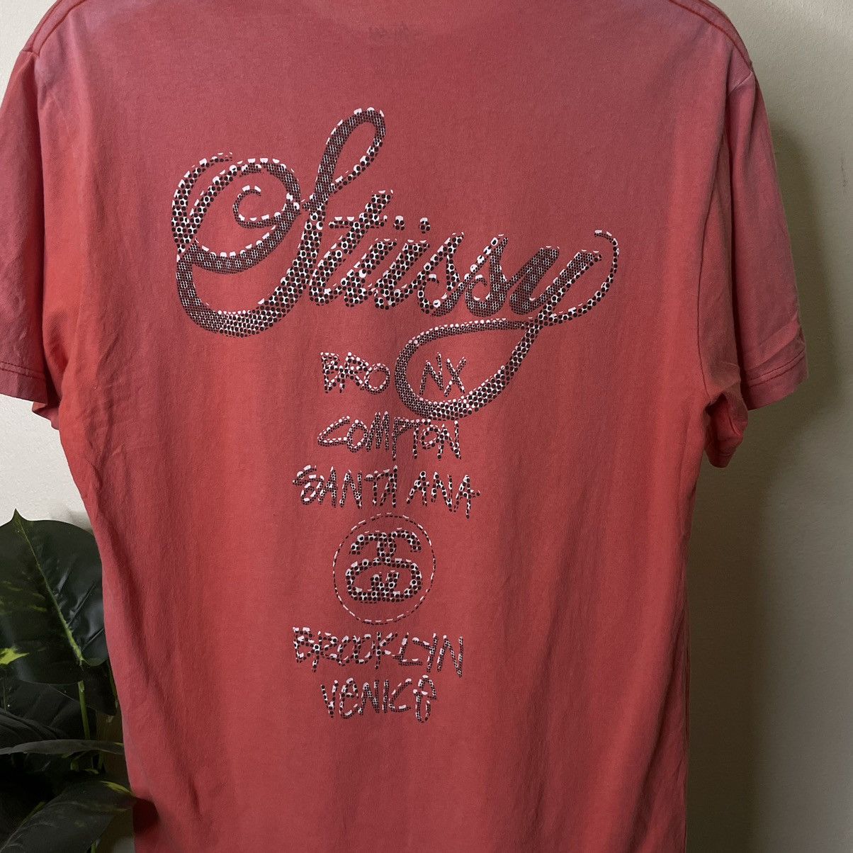 Stussy × Vintage Vintage Y2K Stussy Tour Faded Peach Tee Size US L / EU 52-54 / 3 - 7 Thumbnail