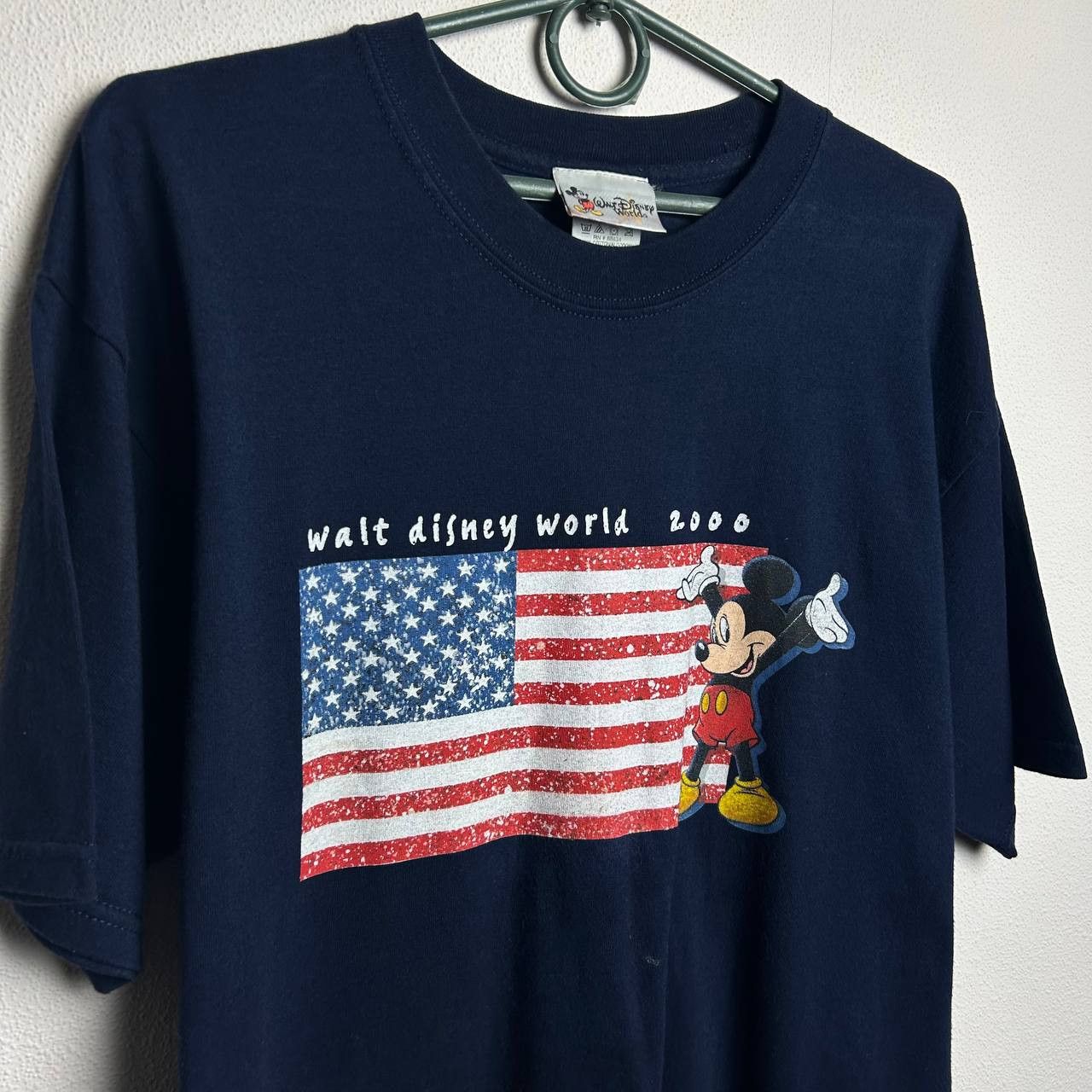 Disney Vintage Disney 2000 Mickey Mouse made in usa tee Size US M / EU 48-50 / 2 - 2 Thumbnail