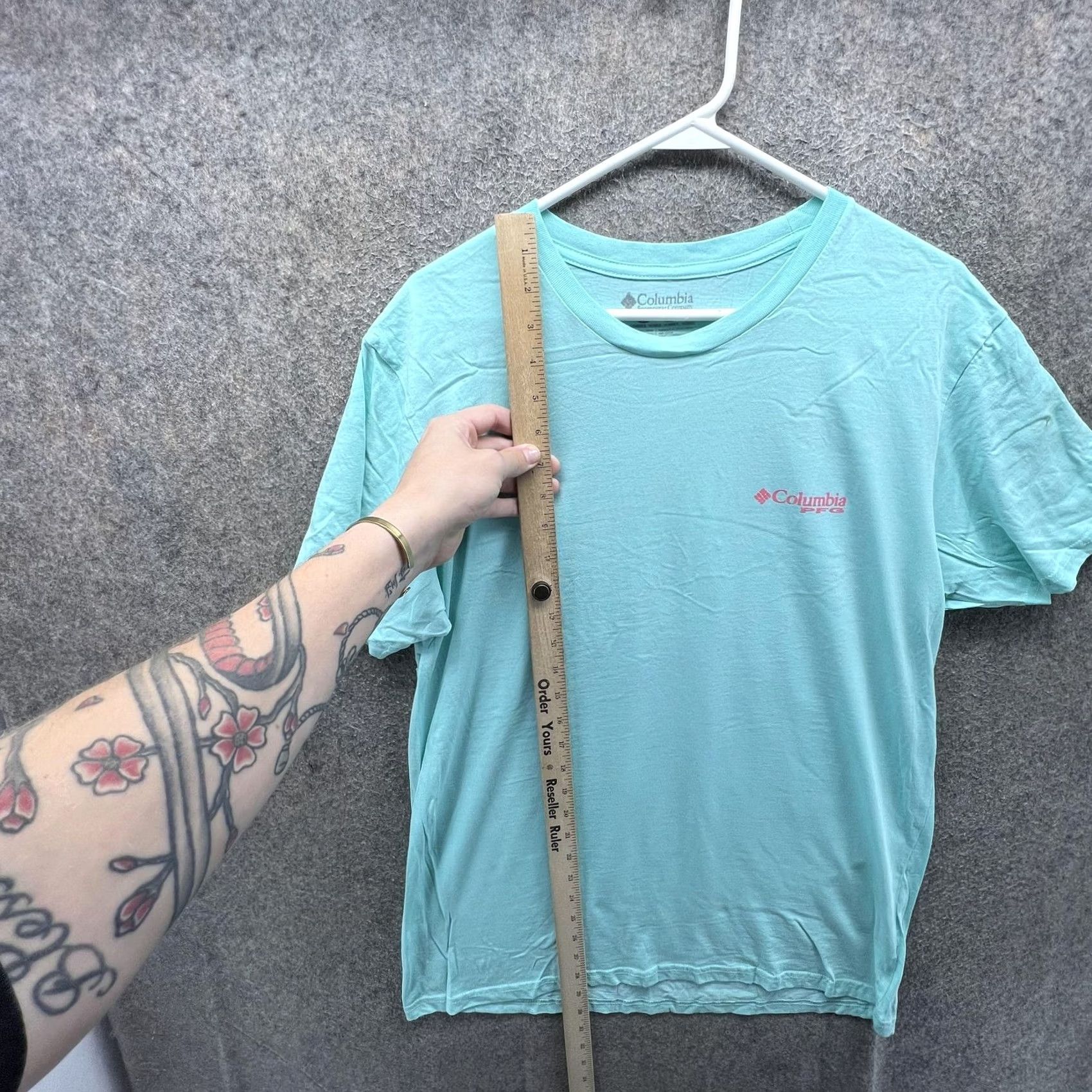 Vintage Columbia Mens Large Blue PFG Graphic Tee Largemouth Bass Fishing Outdoor Shirt Short Sleeve Crew Neck Size US L / EU 52-54 / 3 - 3 Thumbnail