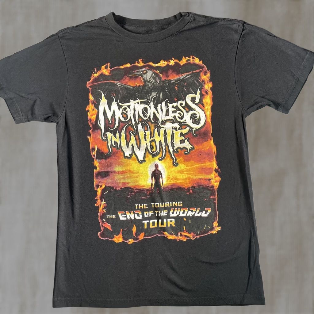 Vintage Motionless In White Shirt Mens M Black Tour End Of The World Band Tee 2023 Mens Medium Black Crew Neck Short Sleeve Graphic Print Size US M / EU 48-50 / 2 - 1 Thumbnail