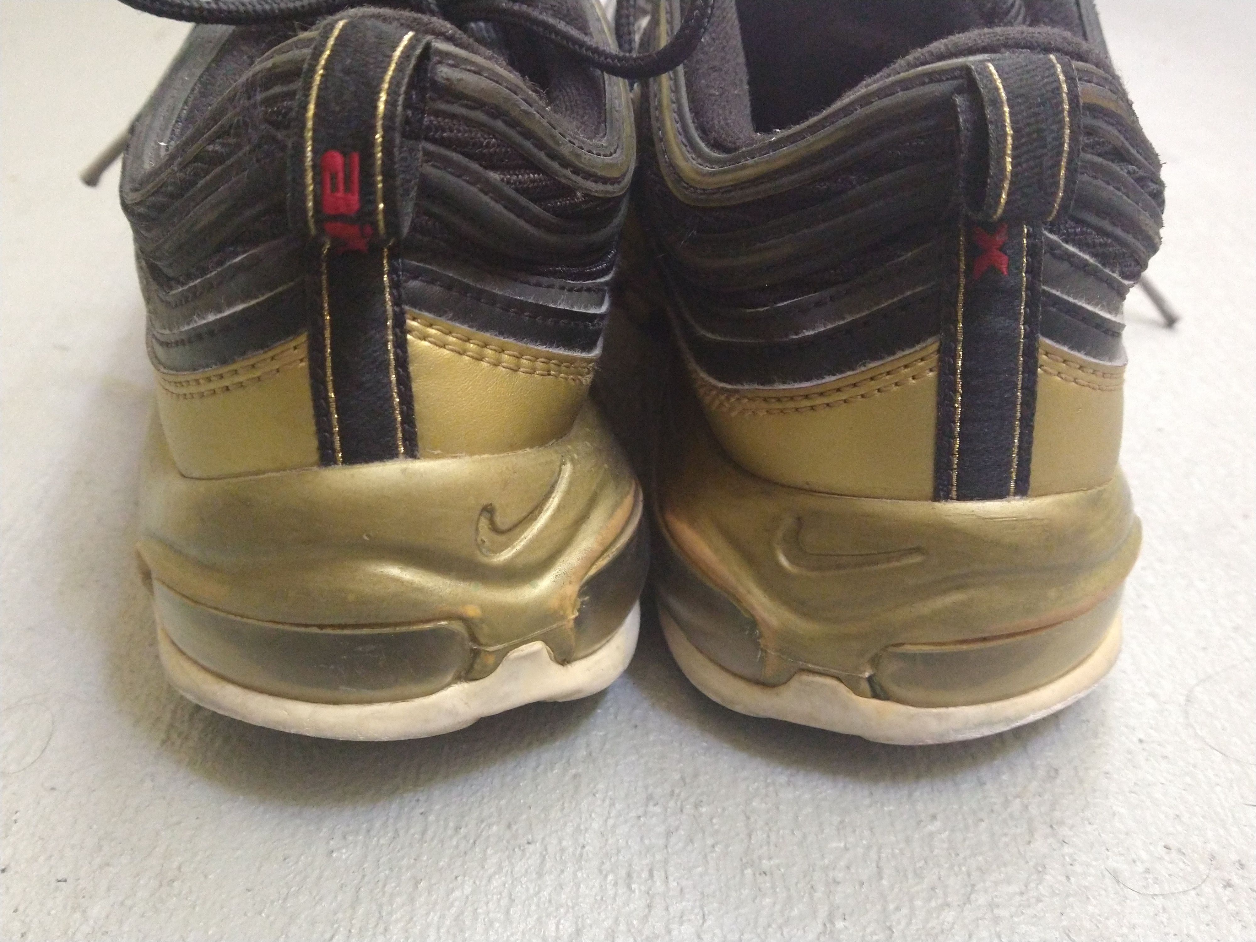 Nike Nike Air Max 97 QS Metallic Gold Size 11.5 AT5458-002 Size US 11.5 / EU 44-45 - 14 Thumbnail