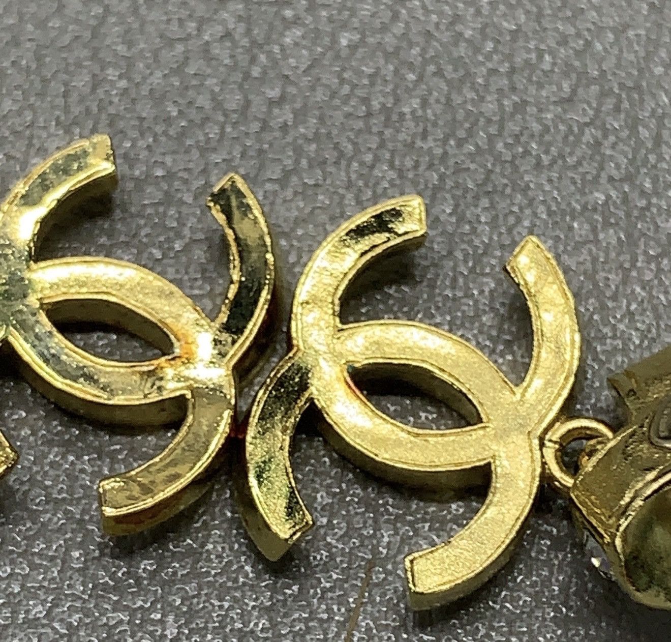 Chanel chanel metal logo earrings 0079 Size ONE SIZE - 5 Thumbnail