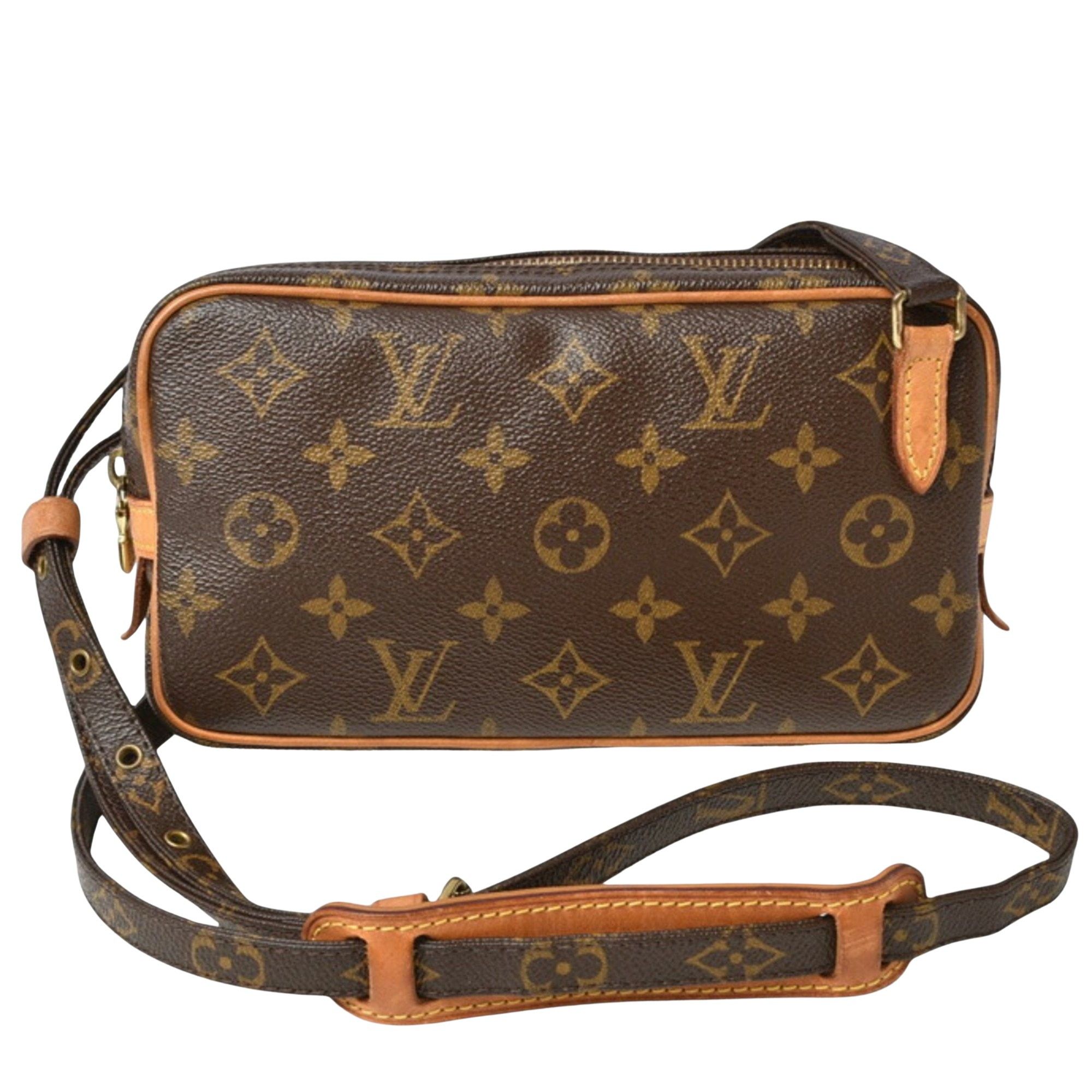 Louis Vuitton Louis Vuitton Marly clutch Size ONE SIZE - 1 Thumbnail