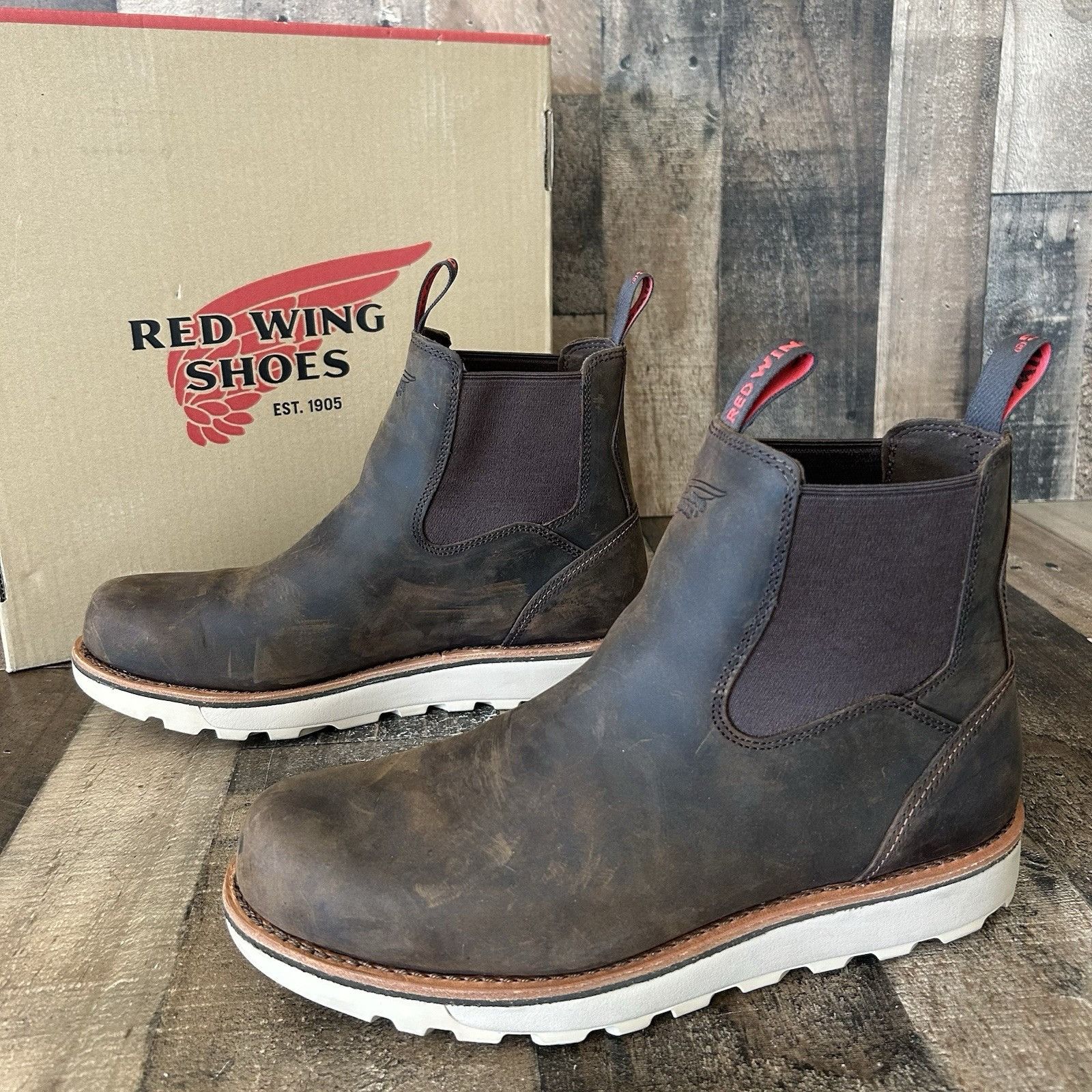 Red Wing Red Wing 1220 Chelsea Soft Toe Pull On Work Boots Mens 13 D Size US 13 / EU 46 - 10 Thumbnail