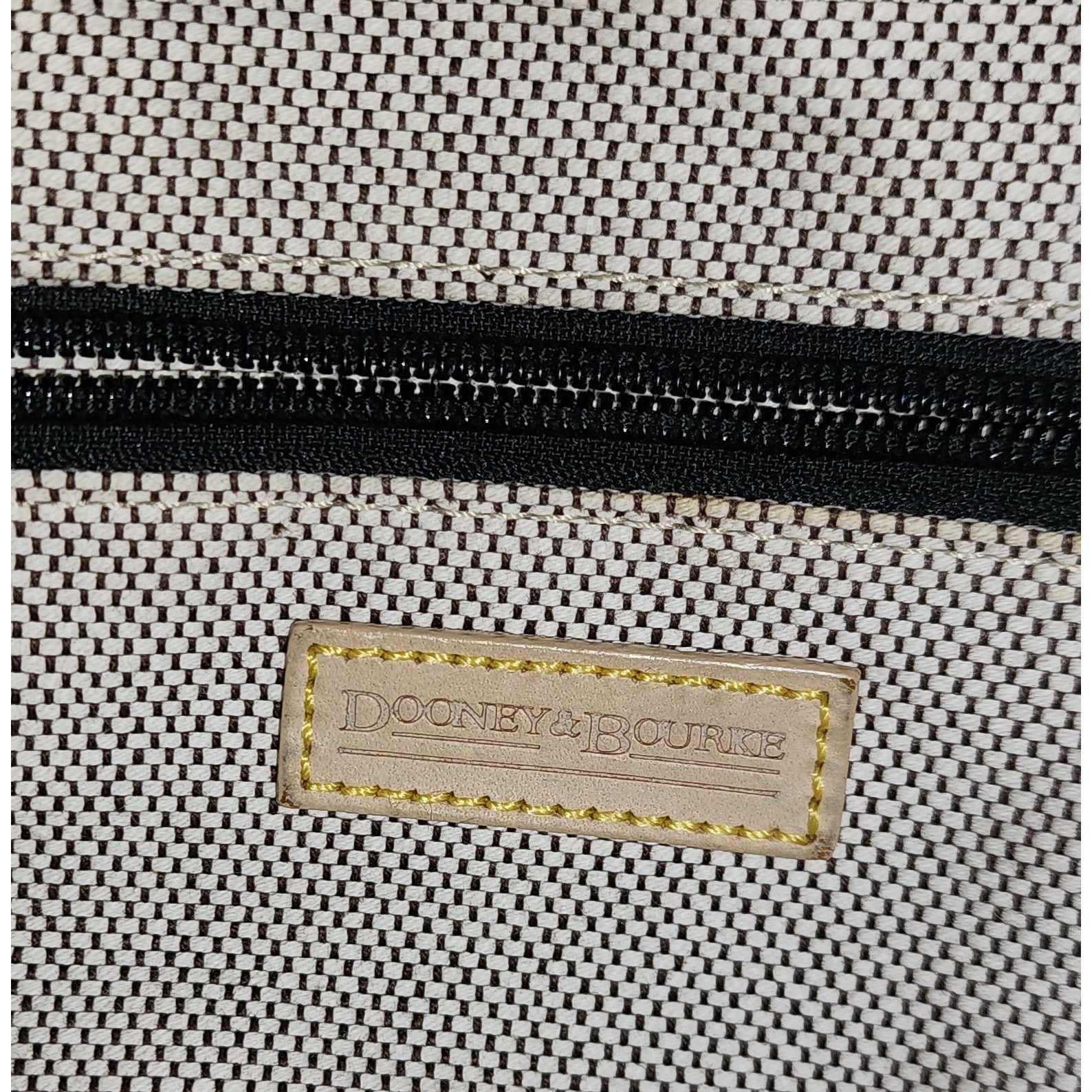Dooney & Bourke Vintage Dooney & Bourke Monogram Canvas Tote Leather Trim Size ONE SIZE - 5 Thumbnail
