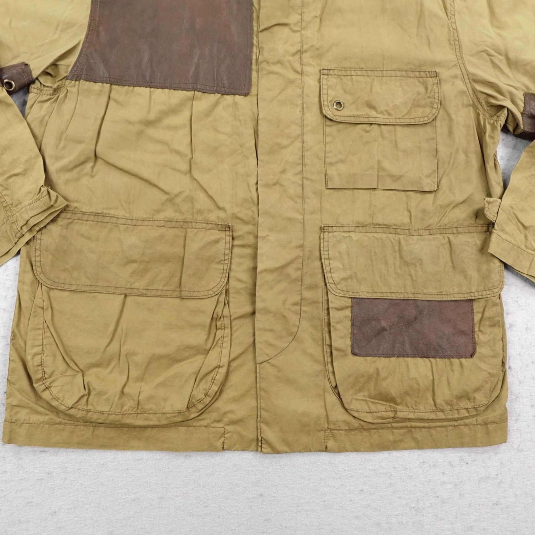 Vintage VINTAGE Henry Cottons Jacket 48 XL Brown Leather Hunting Shacket Military Shirt Men Regular Size 48 Brown Leather Hunting 90s? (Cannot assume decade) Size US M / EU 48-50 / 2 - 3 Thumbnail