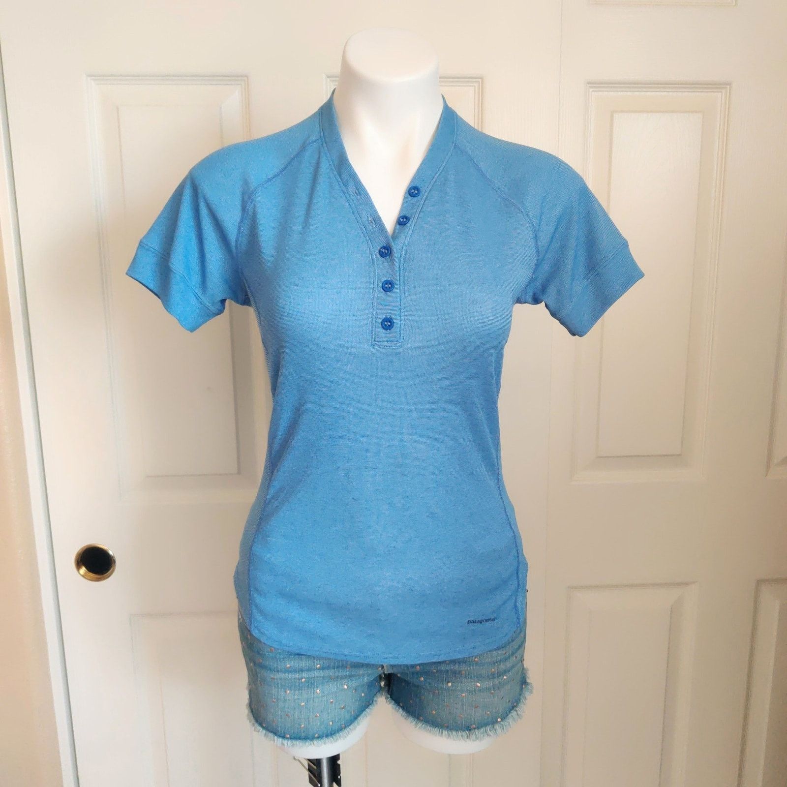 Patagonia Patagonia blue waffle knit henley short sleeve shirt sz M Size M / US 6-8 / IT 42-44 - 1 Thumbnail