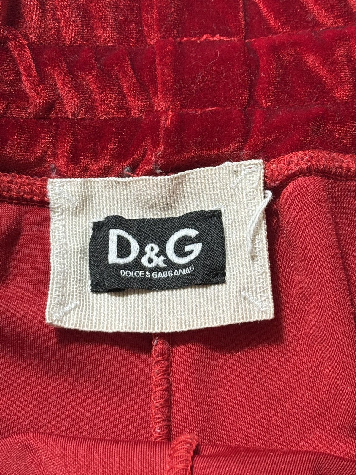 Dolce & Gabbana VINTAGE DOLCE&GABBANA VELOUR MINI SHORTS Size 28" / US 6 / IT 42 - 8 Thumbnail