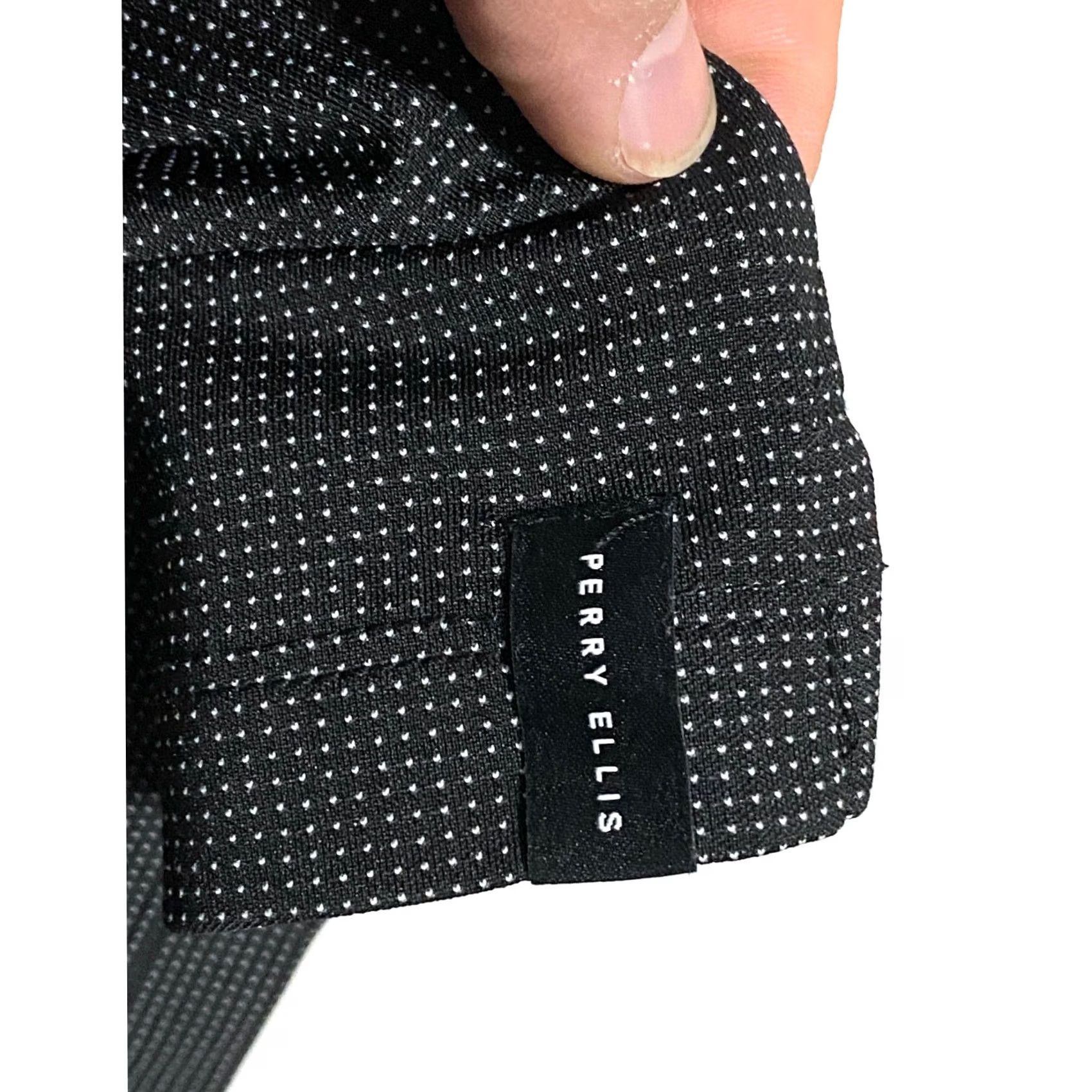 Perry Ellis Perry Ellis Polo Shirt Polka Dot Black Mens L Golf Casual Preppy Shirt Polo Short Sleeve 44in Chest Pullover Buttonless Size US L / EU 52-54 / 3 - 5 Thumbnail