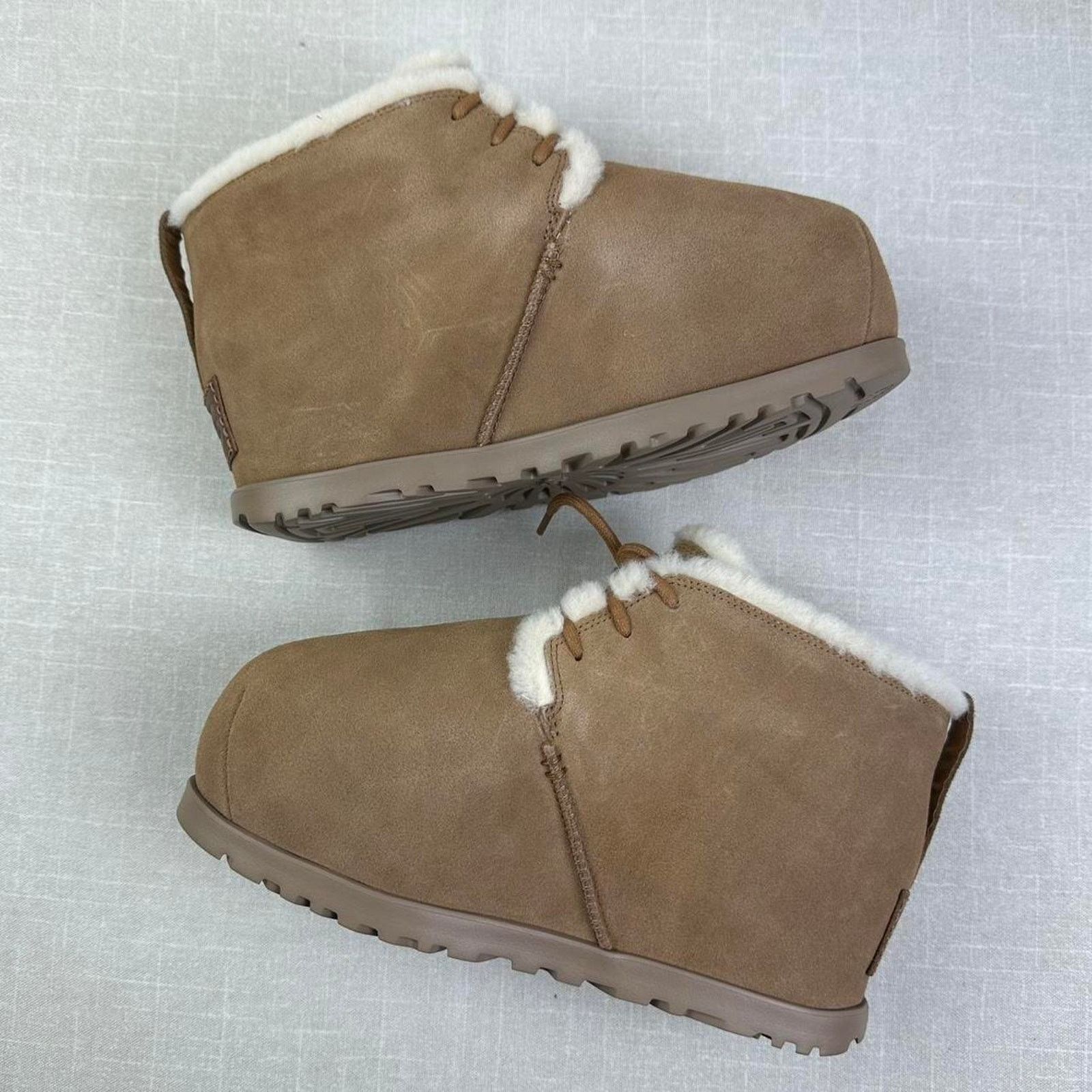 Ugg 🌰 UGG Pumped Lace Up Boot "Chestnut" 9W Size US 9 / IT 39 - 4 Thumbnail