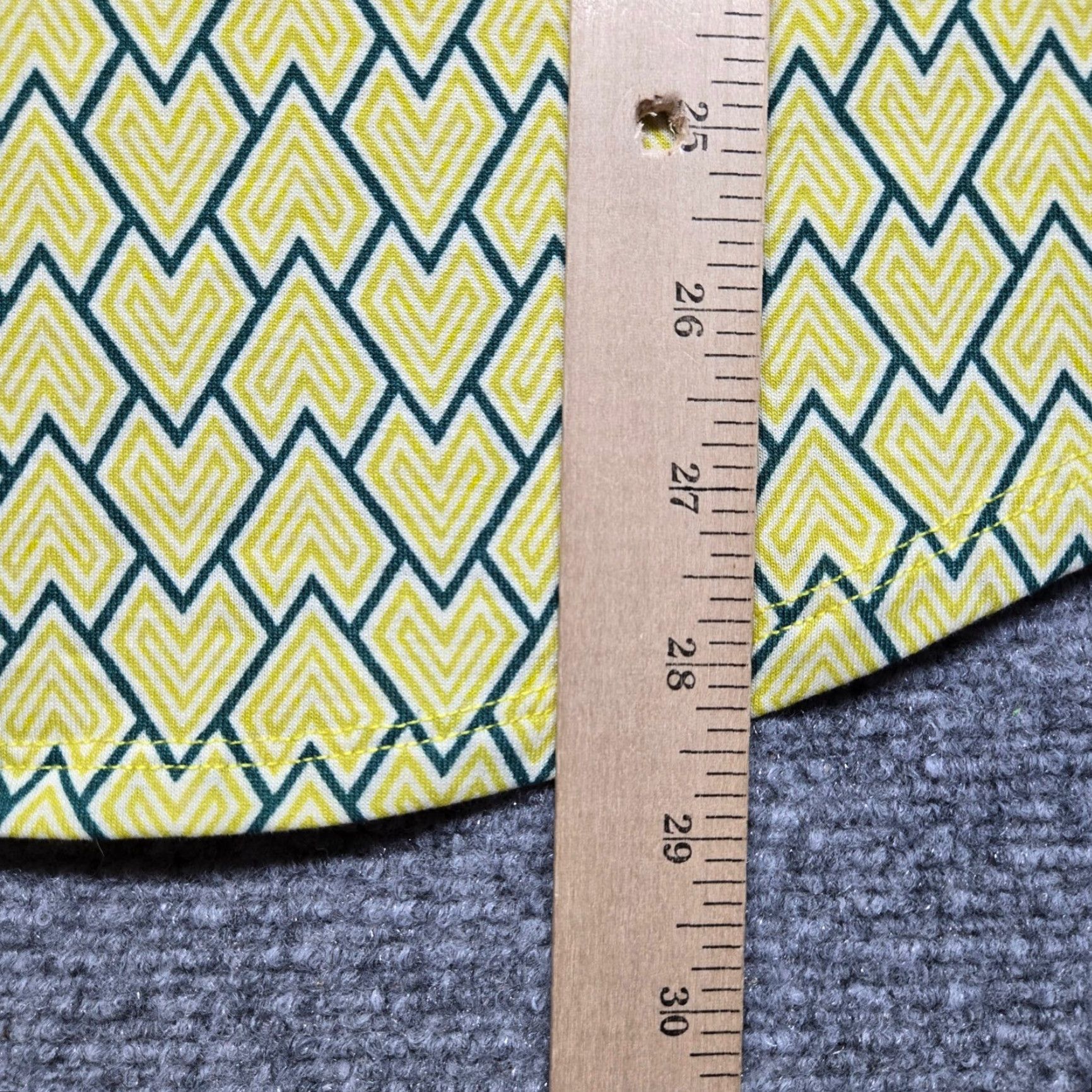 Vintage VINTAGE LuLaRoe Randy T-Shirt Womens S Yellow Gray Geometric Print 3/4 Sleeve Stretch Size S / US 4 / IT 40 - 7 Thumbnail
