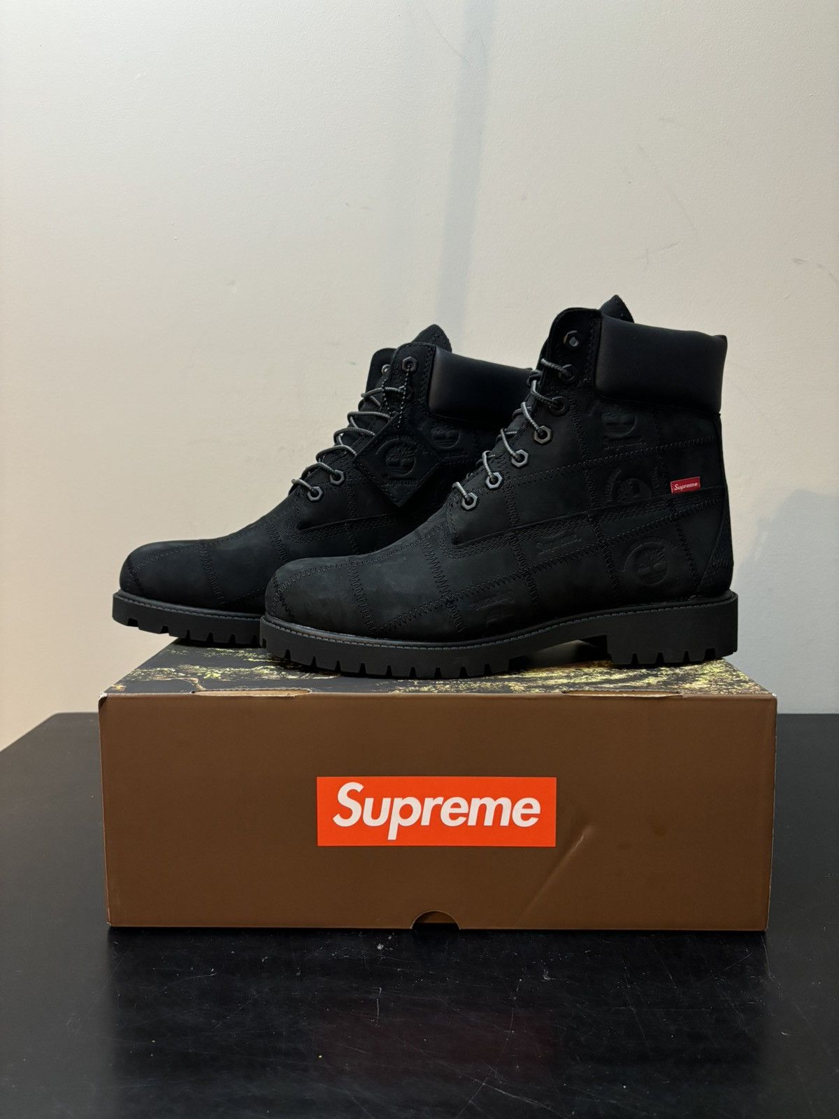 Supreme × Timberland Timberland 6 Inch Boots Supreme Patchwork Black Size US 9 / EU 42 - 1 Thumbnail