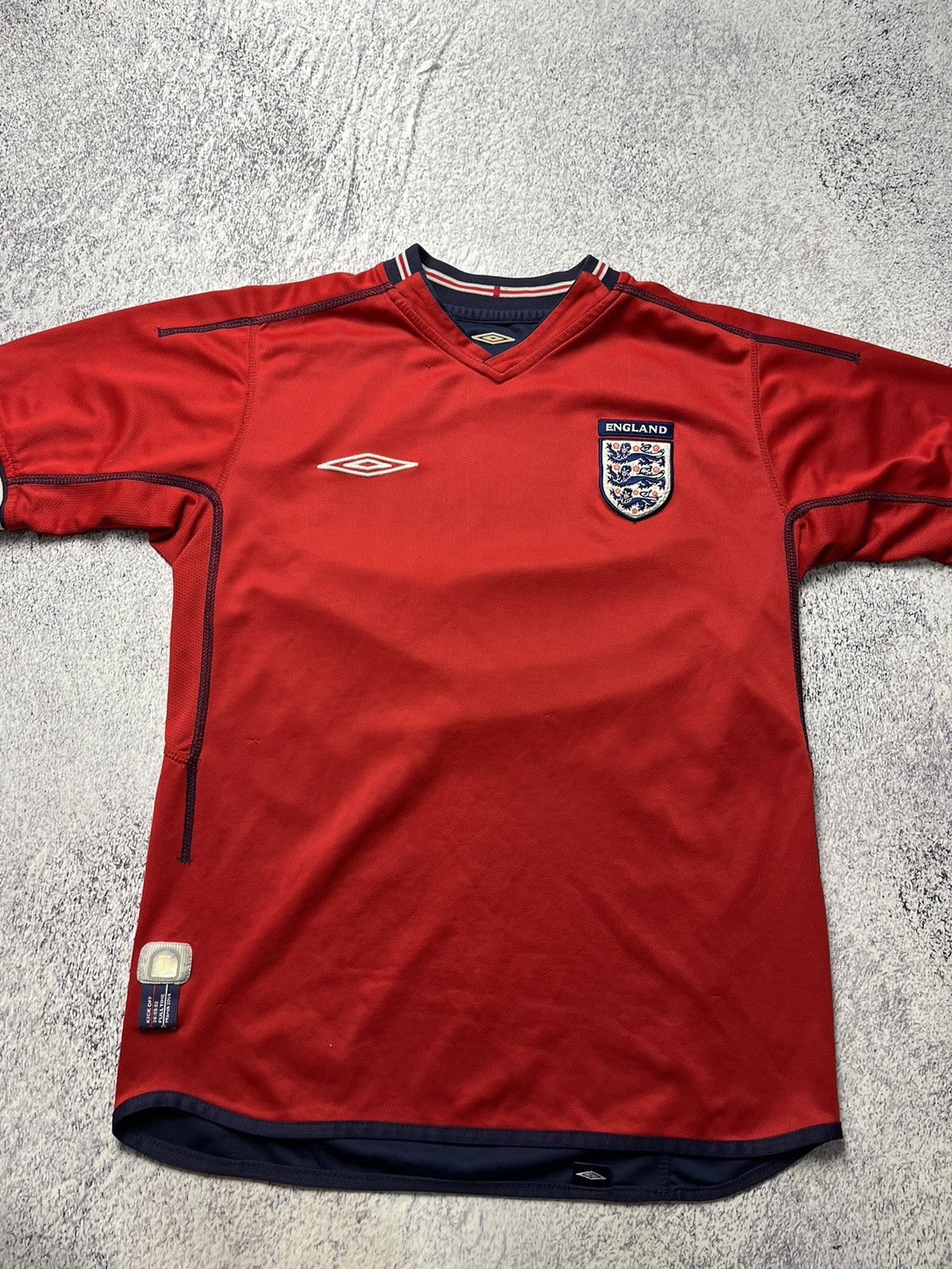 Umbro Umbro England Team Reversible Soccer Jersey 2004 Red/Navy Size US M / EU 48-50 / 2 - 5 Thumbnail