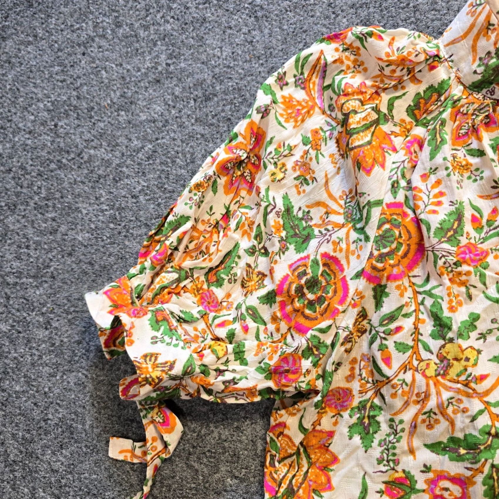 Nicole Miller Nicole Miller Top Womens Size Medium Green Orange Floral Puffed Sleeve Casual Blouse Size M / US 6-8 / IT 42-44 - 5 Thumbnail